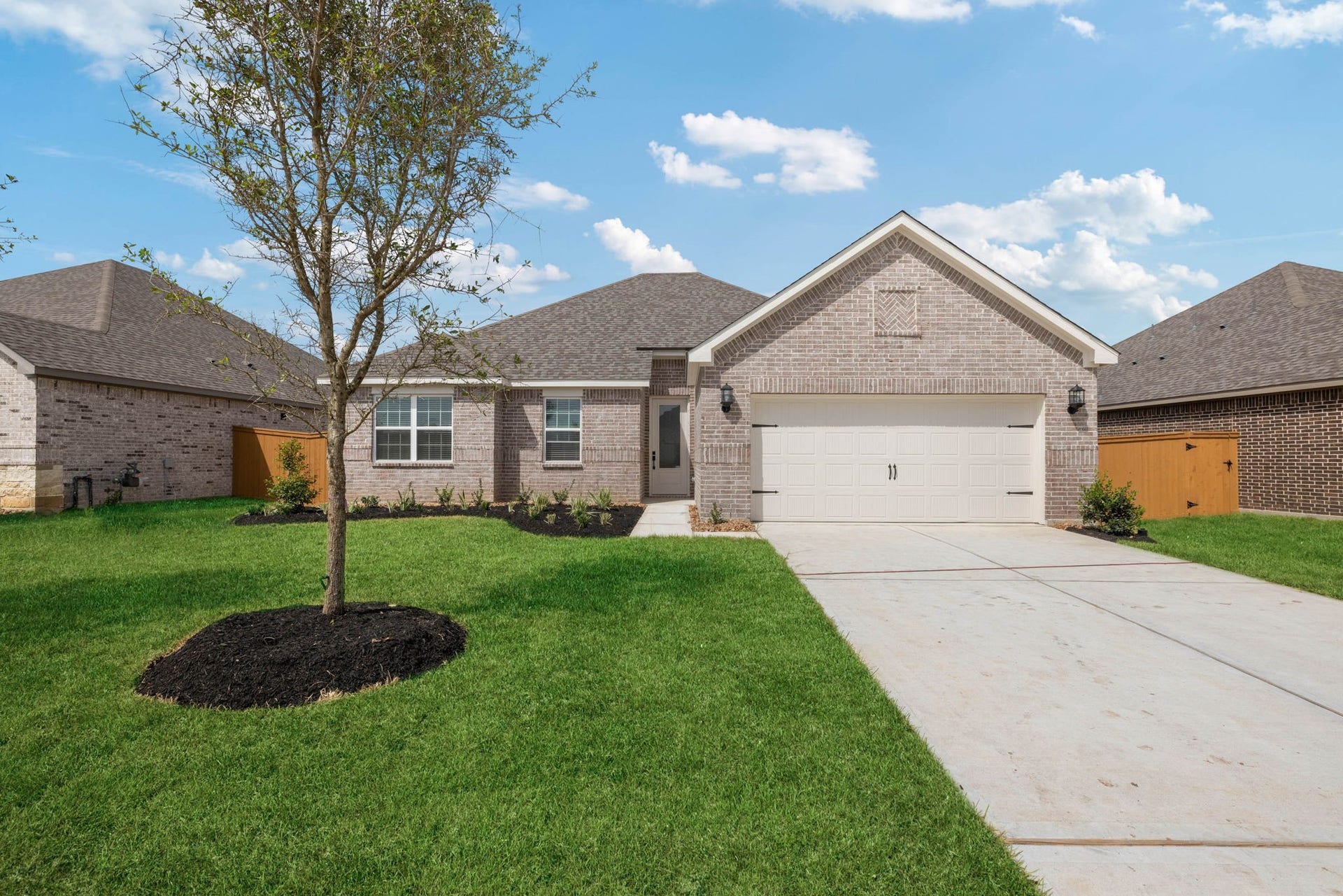 14004 Starboard Reach Drive, Texas City, TX 77510 The Emerald Floor Plan by LGI Homes. Completed example to be built. Completed example finishes and color selections may vary from actual home being built.