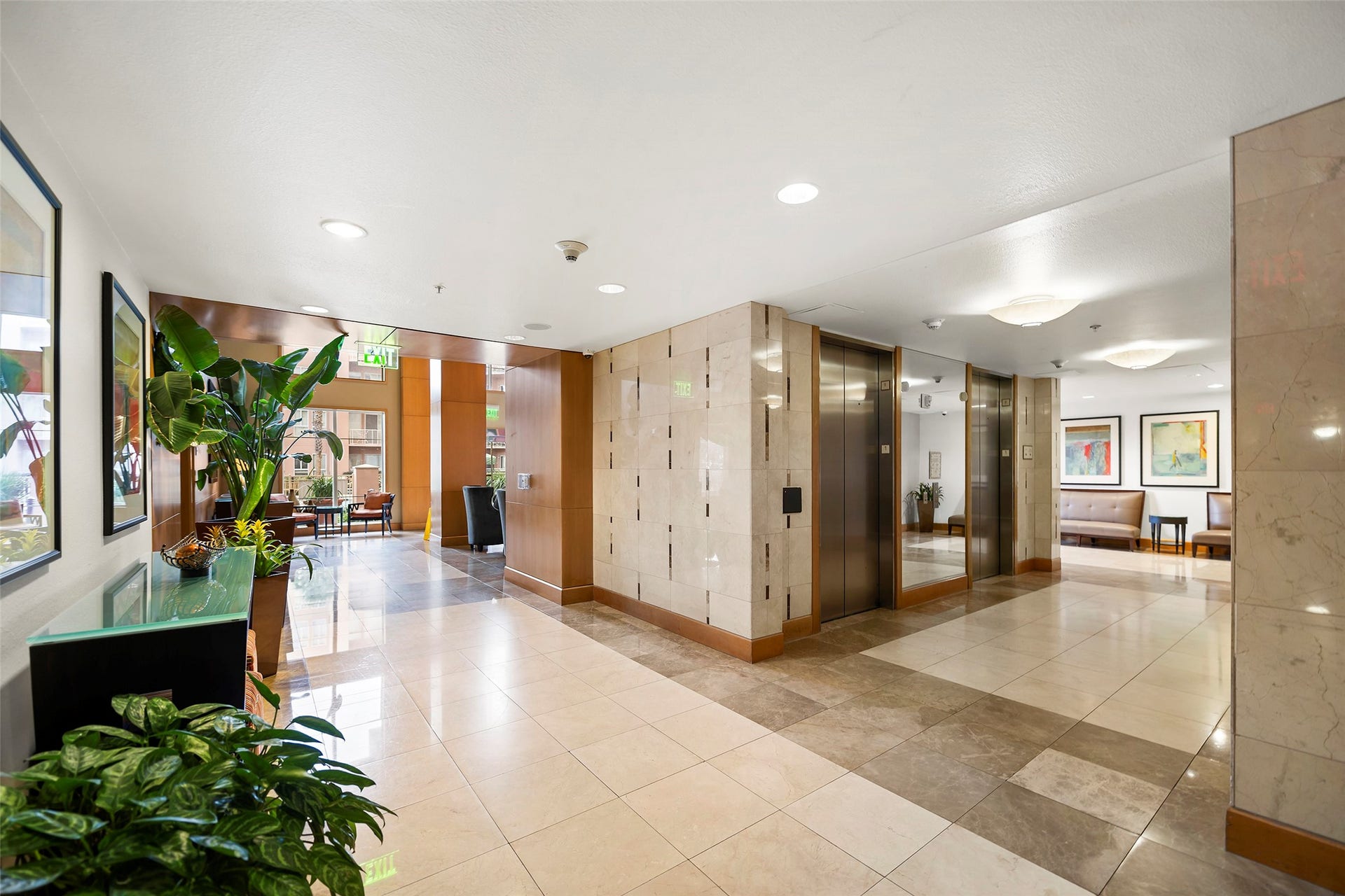3505 Sage Road, #502, Houston, TX 77056 Lobby