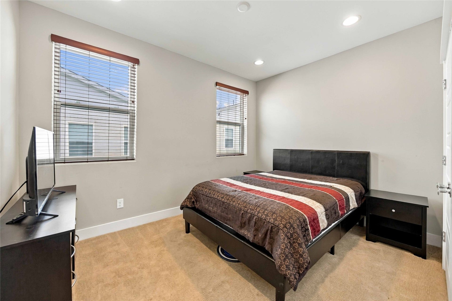 613 Bayou Street, Houston, TX 77020