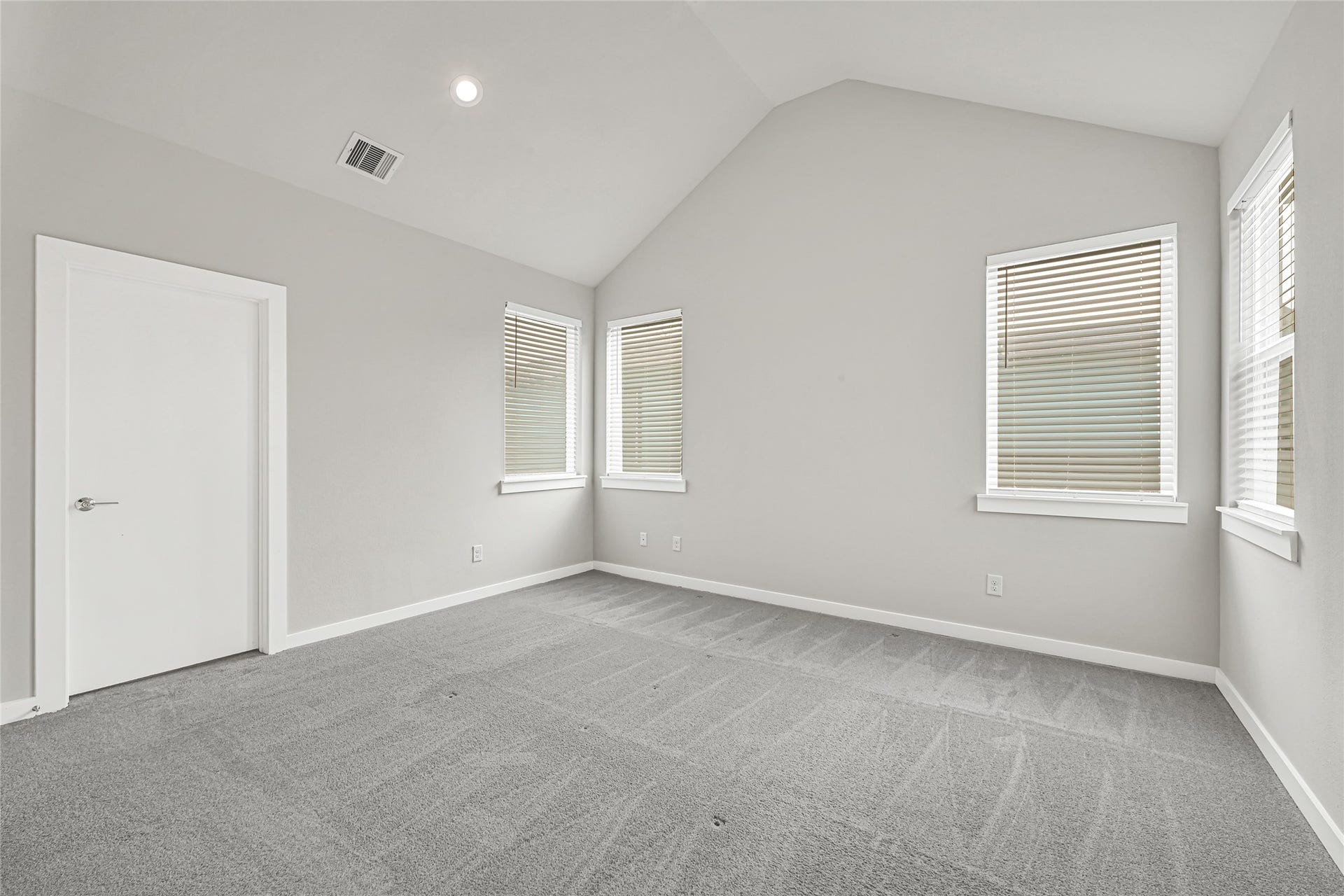 9431 Jutland Road, Houston, TX 77033 9431 Jutland Road, Houston, TX 77033