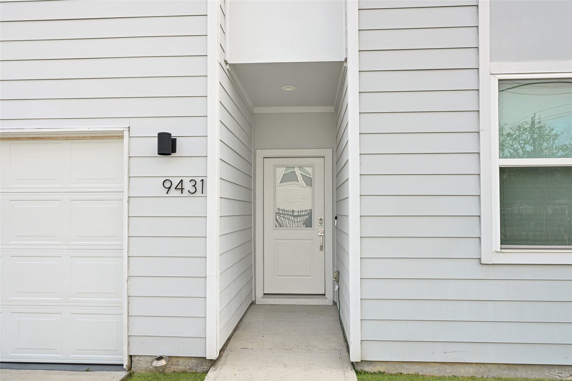 9431 Jutland Road, Houston, TX 77033 9431 Jutland Road, Houston, TX 77033