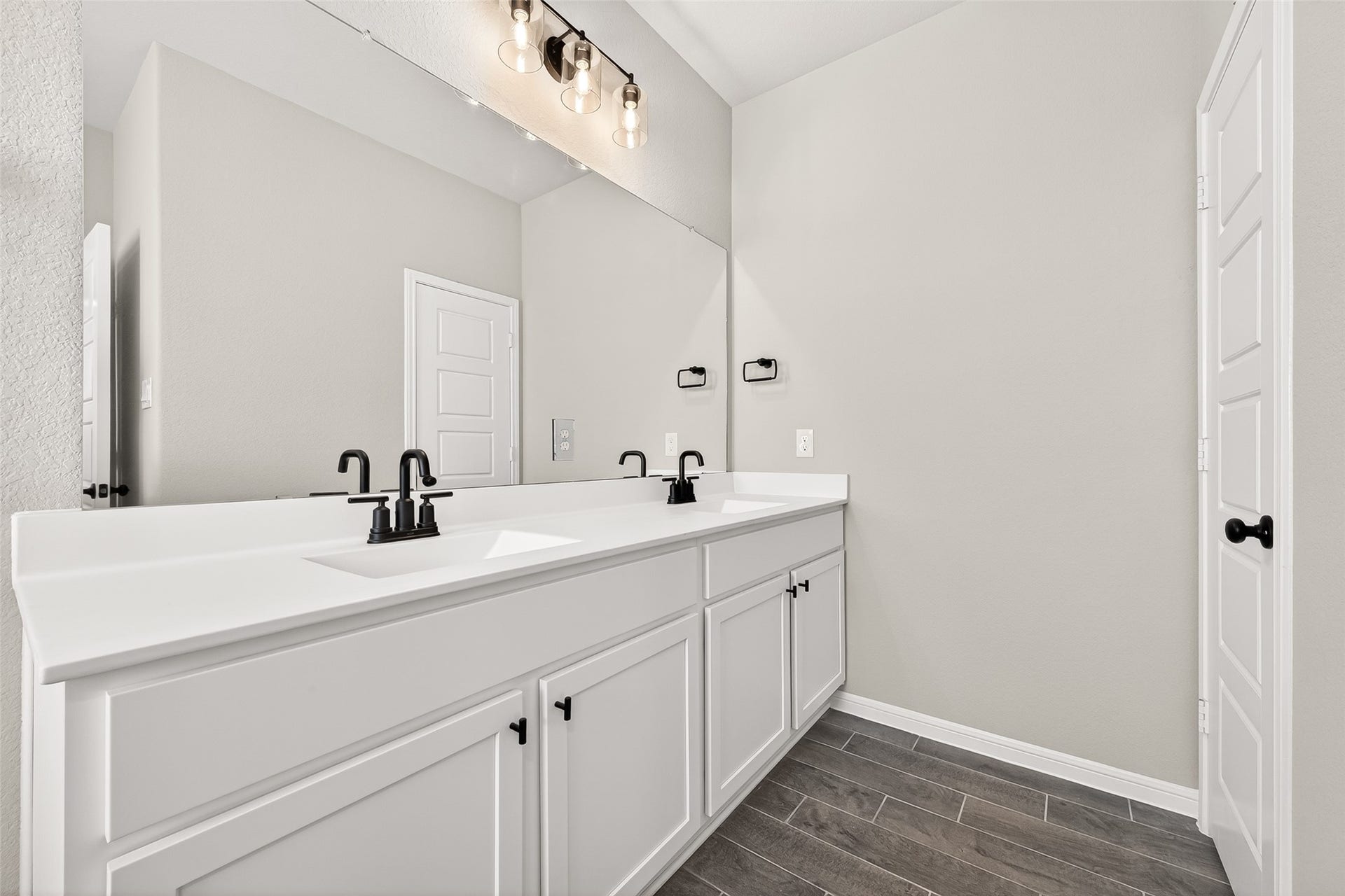 312 Stone Placa, Brookshire, TX 77423