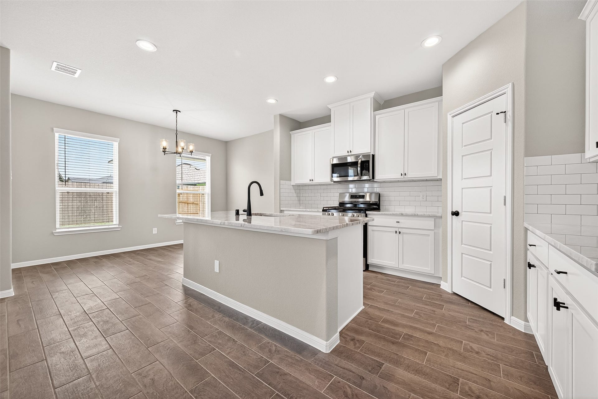 312 Stone Placa, Brookshire, TX 77423