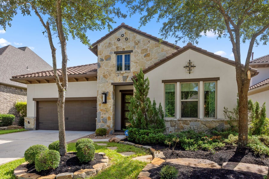 Property photo for 38 Madrone Terrace Place, Tomball, TX