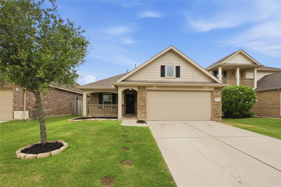 Property photo for 12910 Taper Reach Drive, Tomball, TX