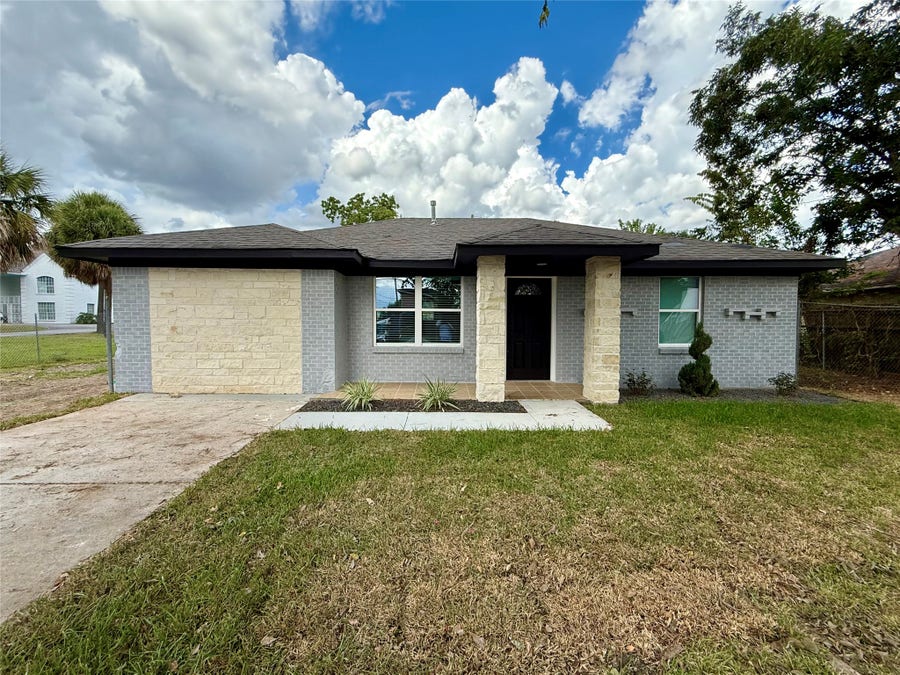 Property photo for 2630 De Soto Street, Houston, TX