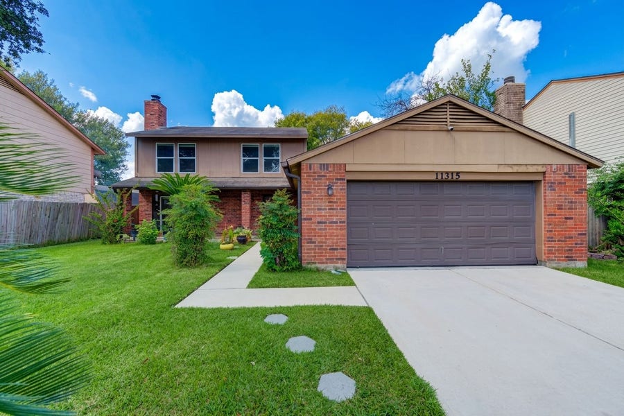 Property photo for 11315 Featherstar Lane, Houston, TX