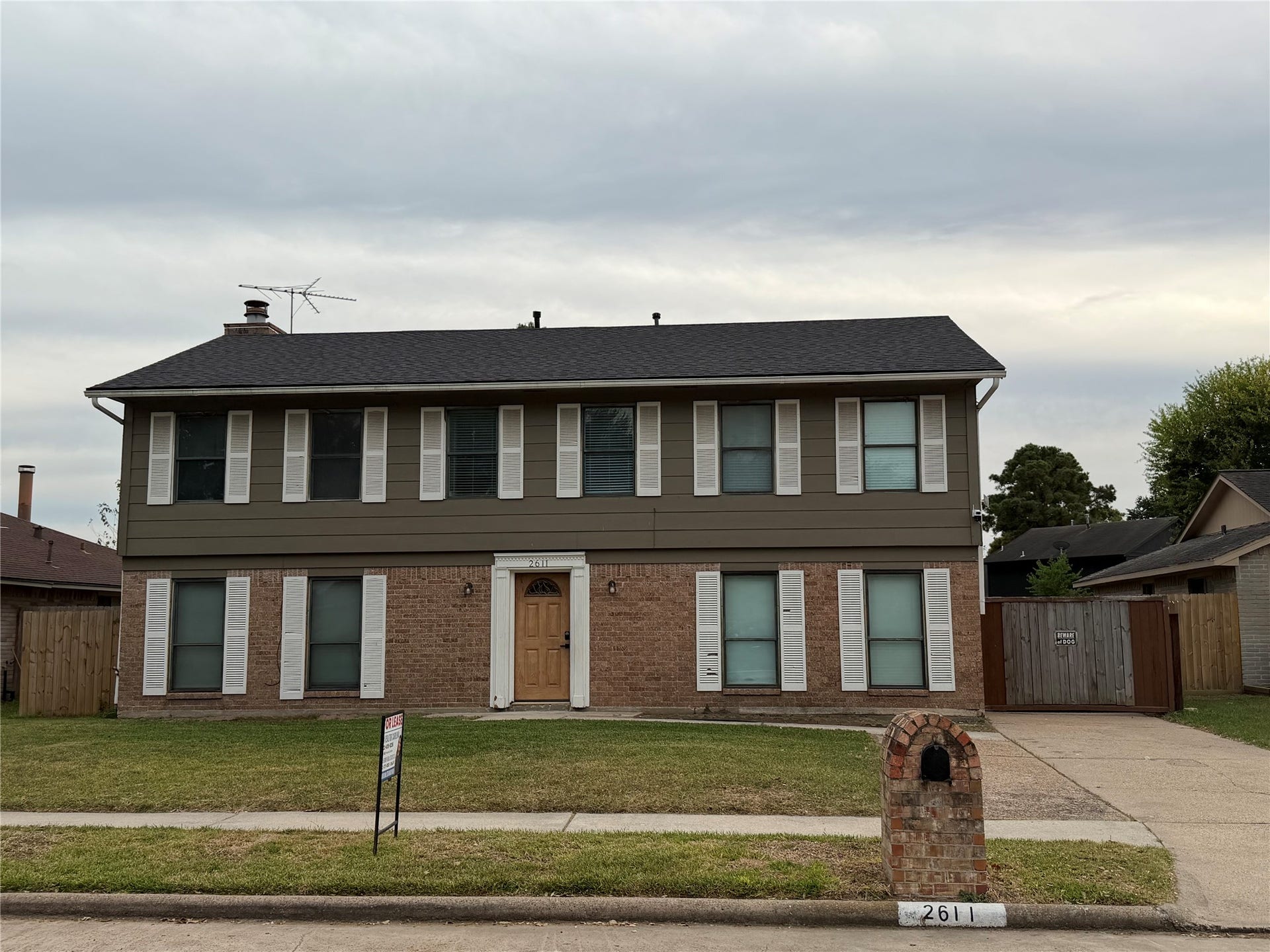 2611 W Greens Road, Houston, TX 77067 2611 W Greens Road, Houston, TX 77067