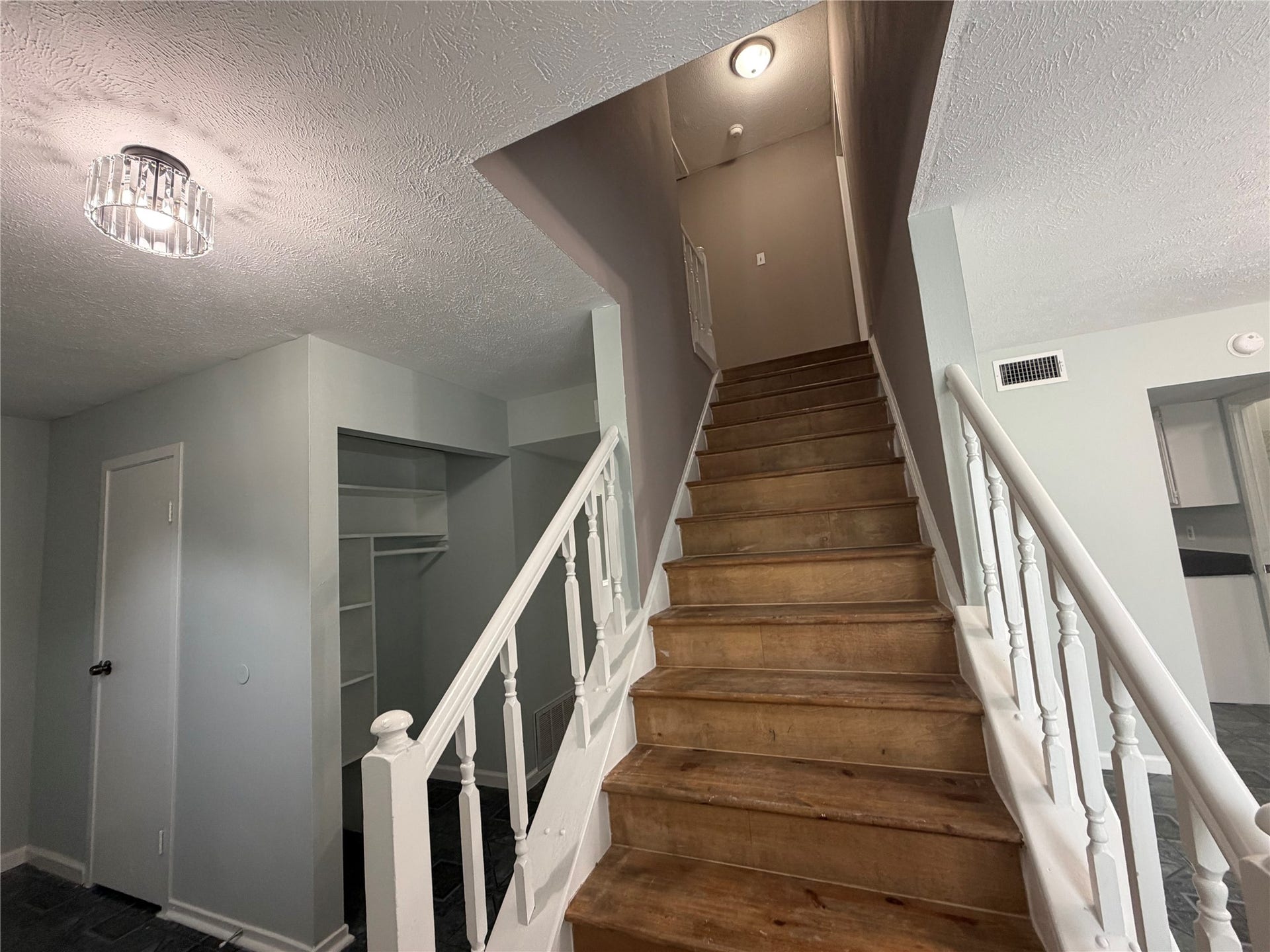 2611 W Greens Road, Houston, TX 77067 2611 W Greens Road, Houston, TX 77067