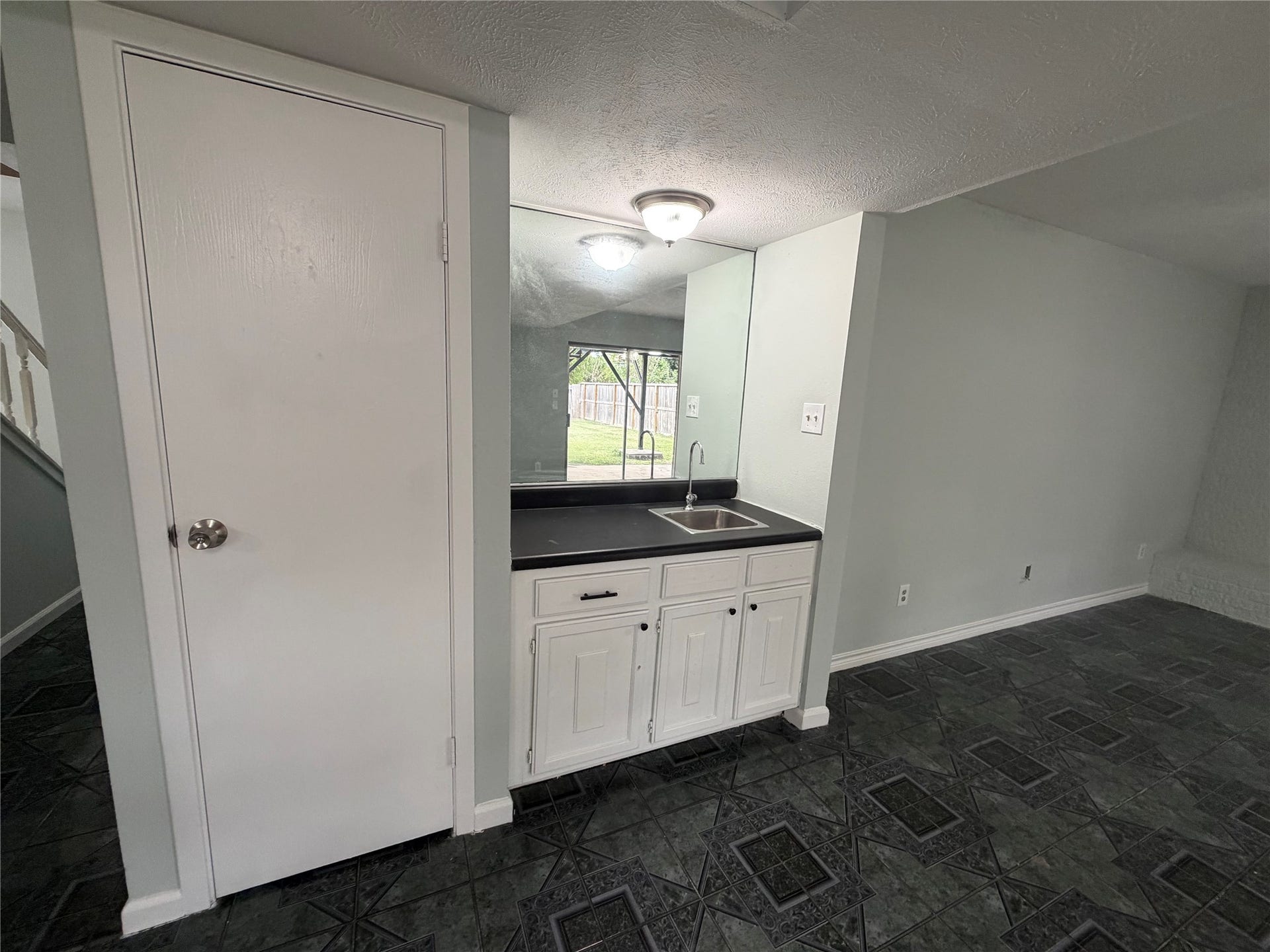 2611 W Greens Road, Houston, TX 77067 2611 W Greens Road, Houston, TX 77067