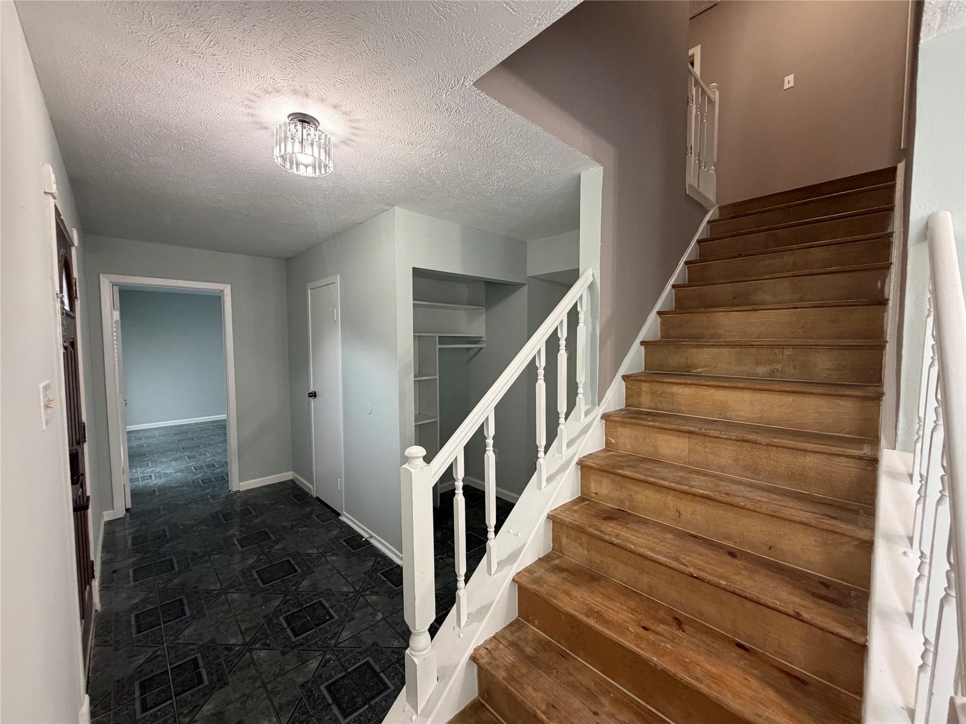 2611 W Greens Road, Houston, TX 77067 2611 W Greens Road, Houston, TX 77067