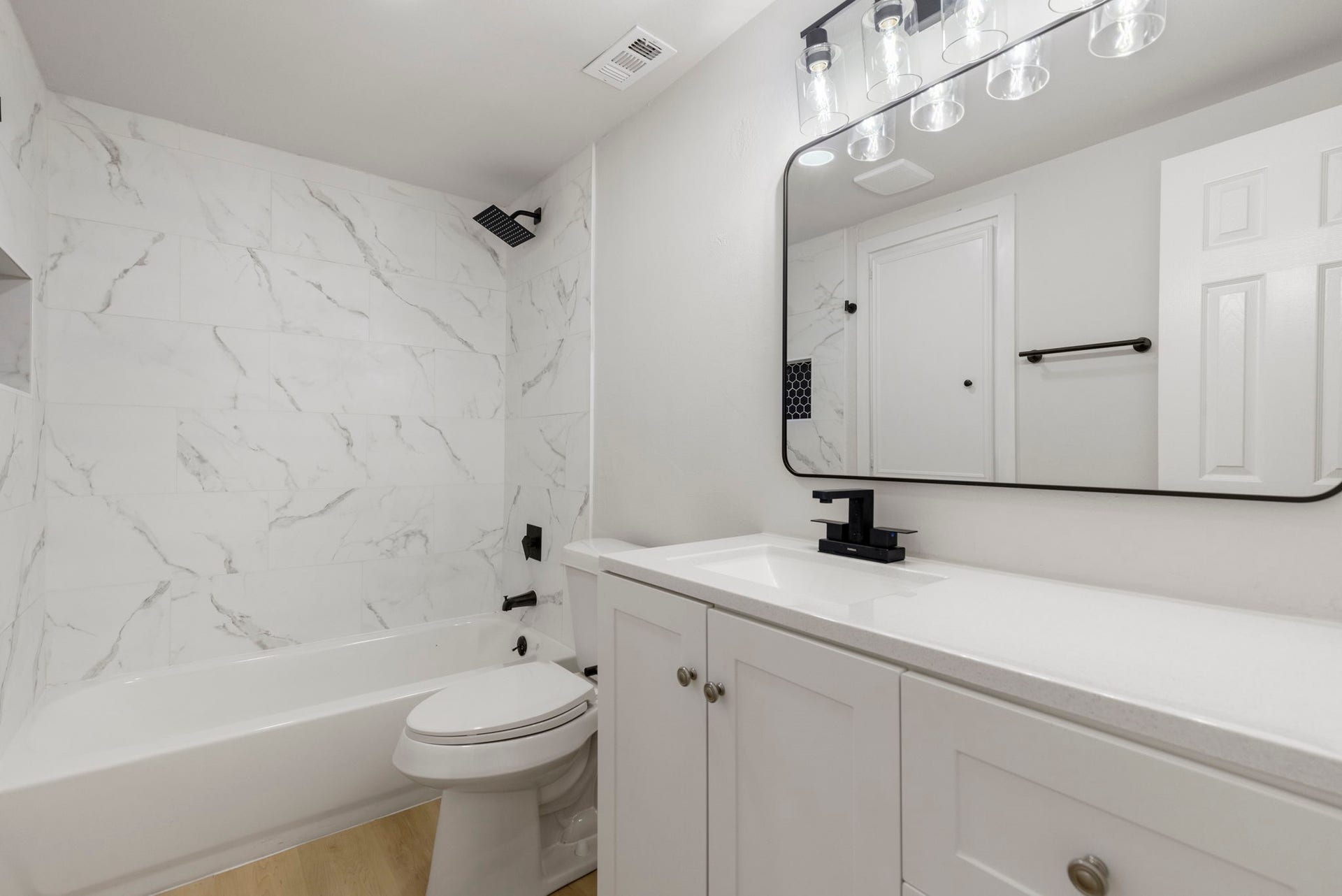 Adjacent bath