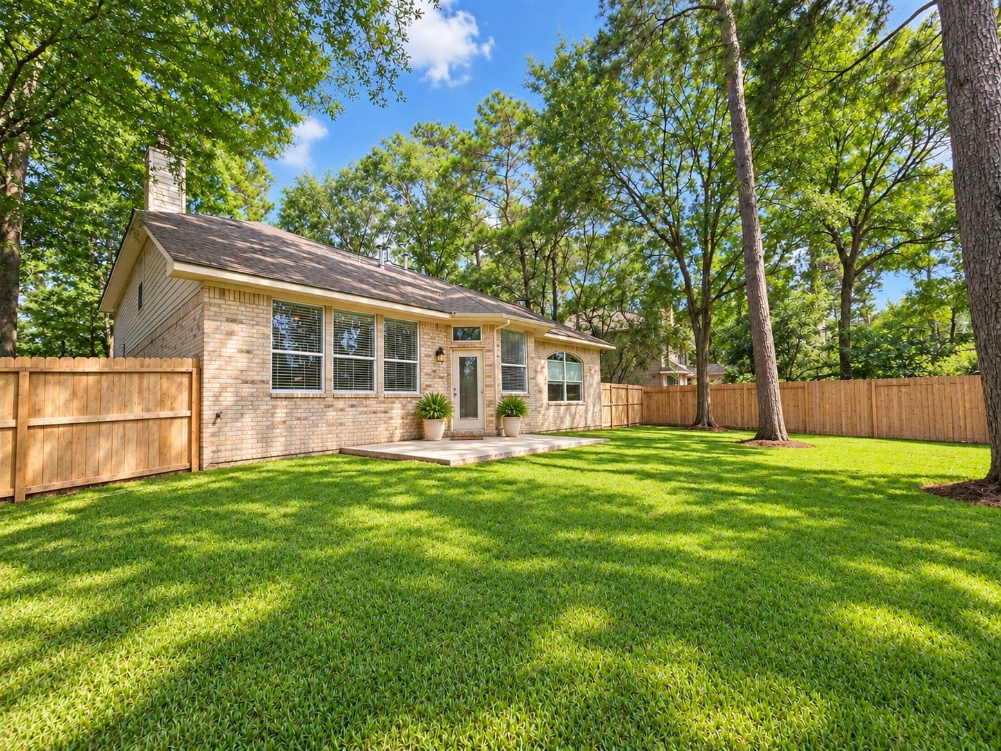 98 W Knightsbridge Drive, The Woodlands, TX 77385 98 W Knightsbridge Drive, The Woodlands, TX 77385