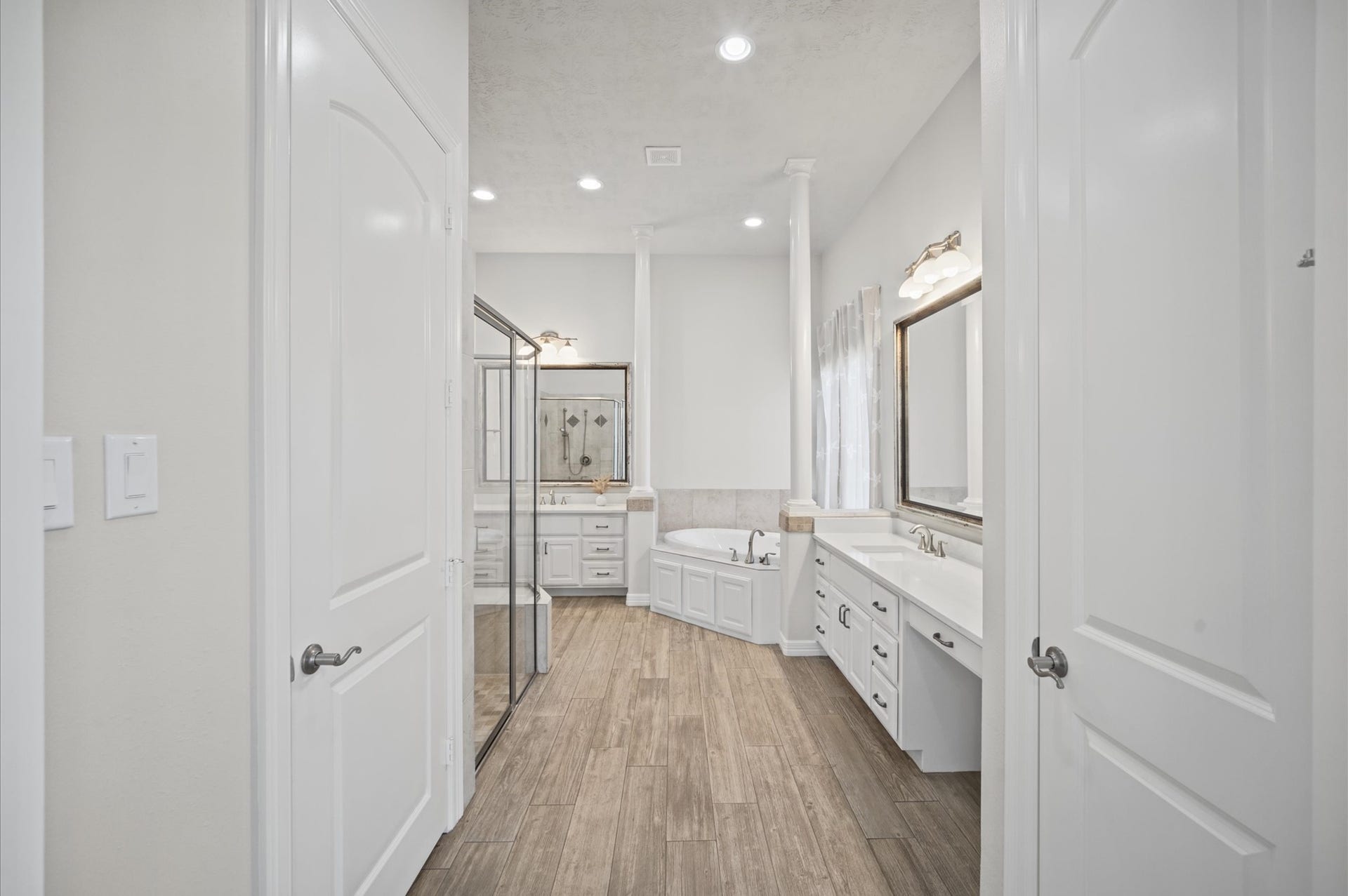 18103 E Allen Shore Drive, Cypress, TX 77433