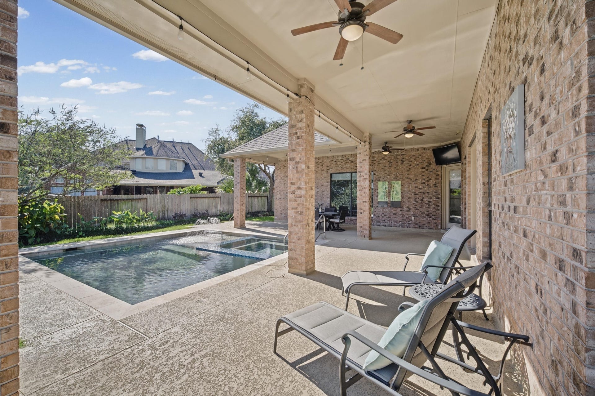18103 E Allen Shore Drive, Cypress, TX 77433