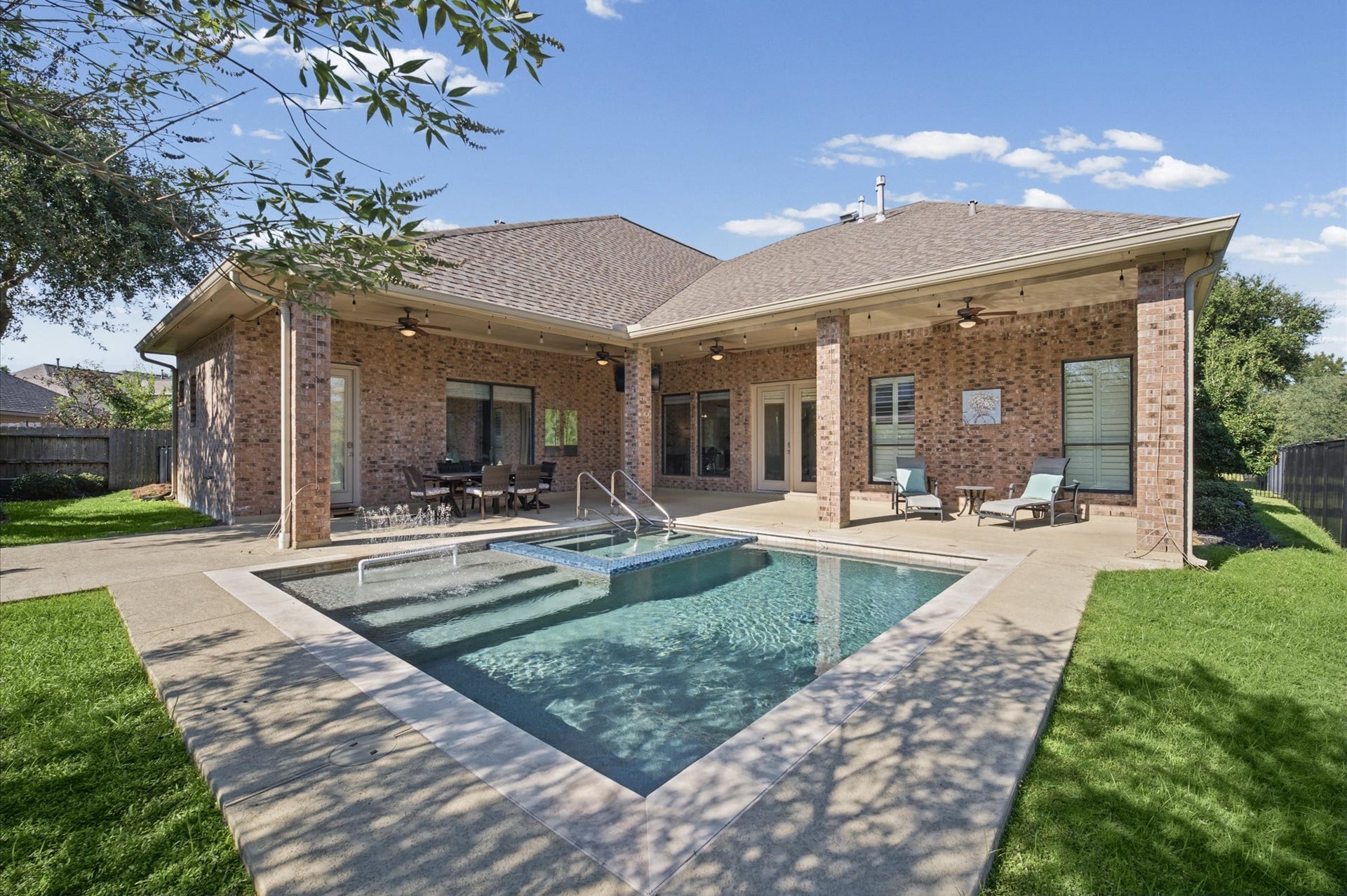 18103 E Allen Shore Drive, Cypress, TX 77433