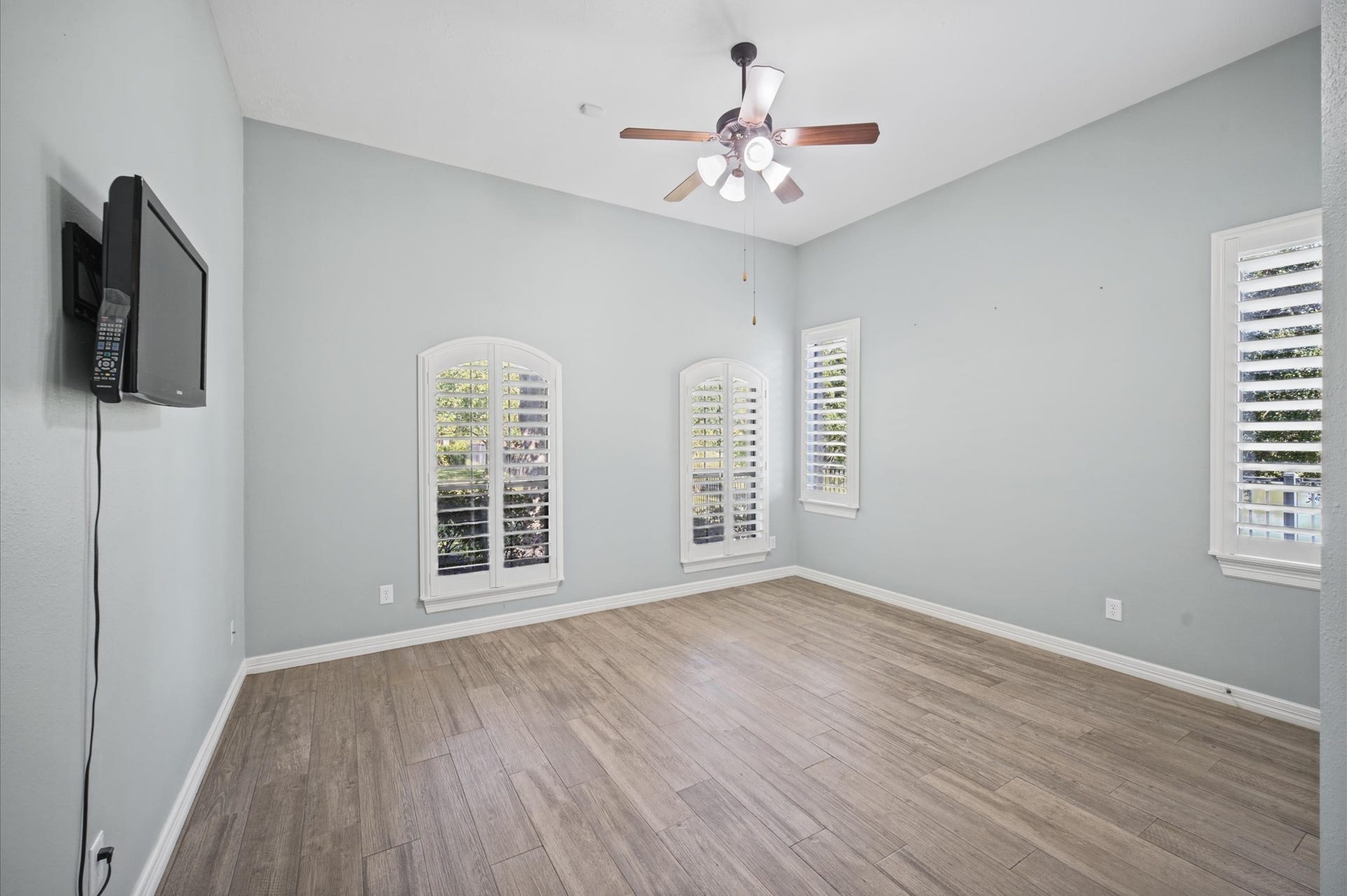 18103 E Allen Shore Drive, Cypress, TX 77433