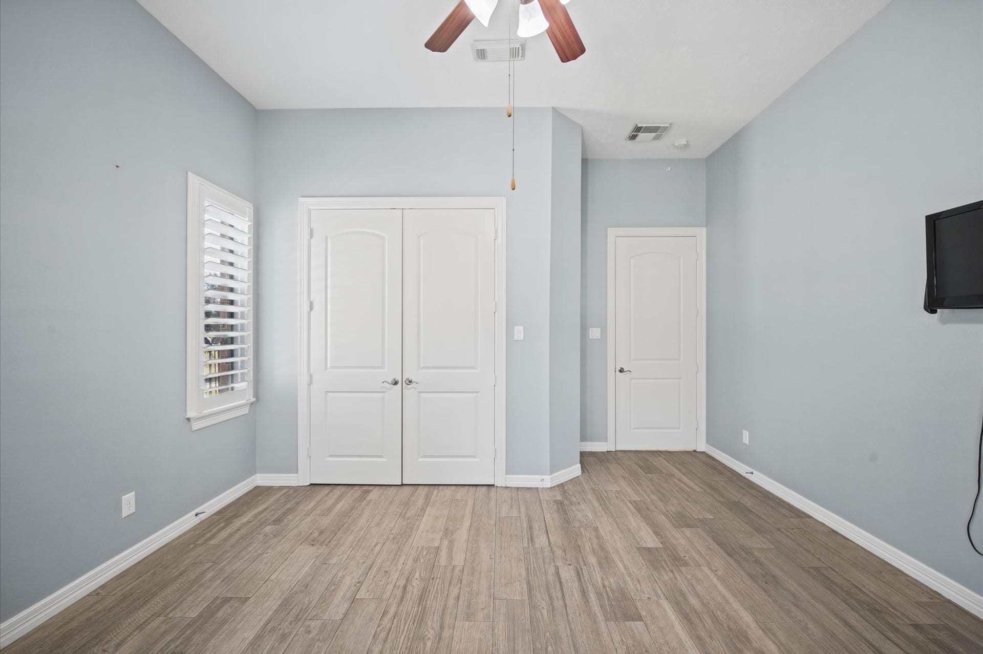 18103 E Allen Shore Drive, Cypress, TX 77433