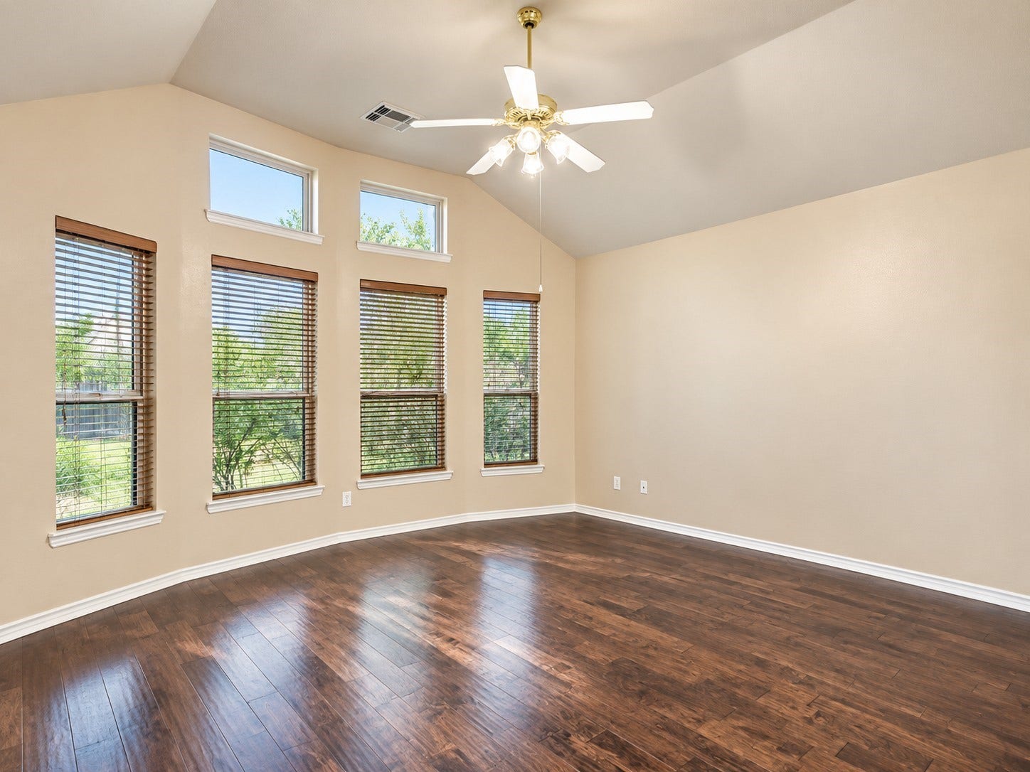 3043 Fallbrook Drive, Pearland, TX 77584 3043 Fallbrook Drive, Pearland, TX 77584