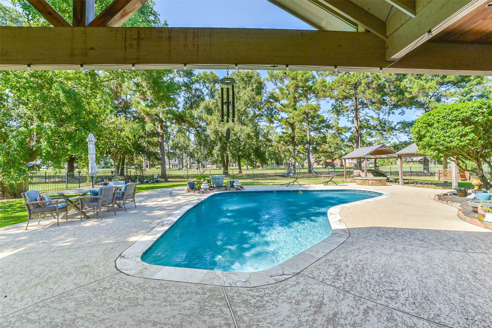8415 Atascocita Lake Way, Humble, TX 77346 8415 Atascocita Lake Way, Humble, TX 77346