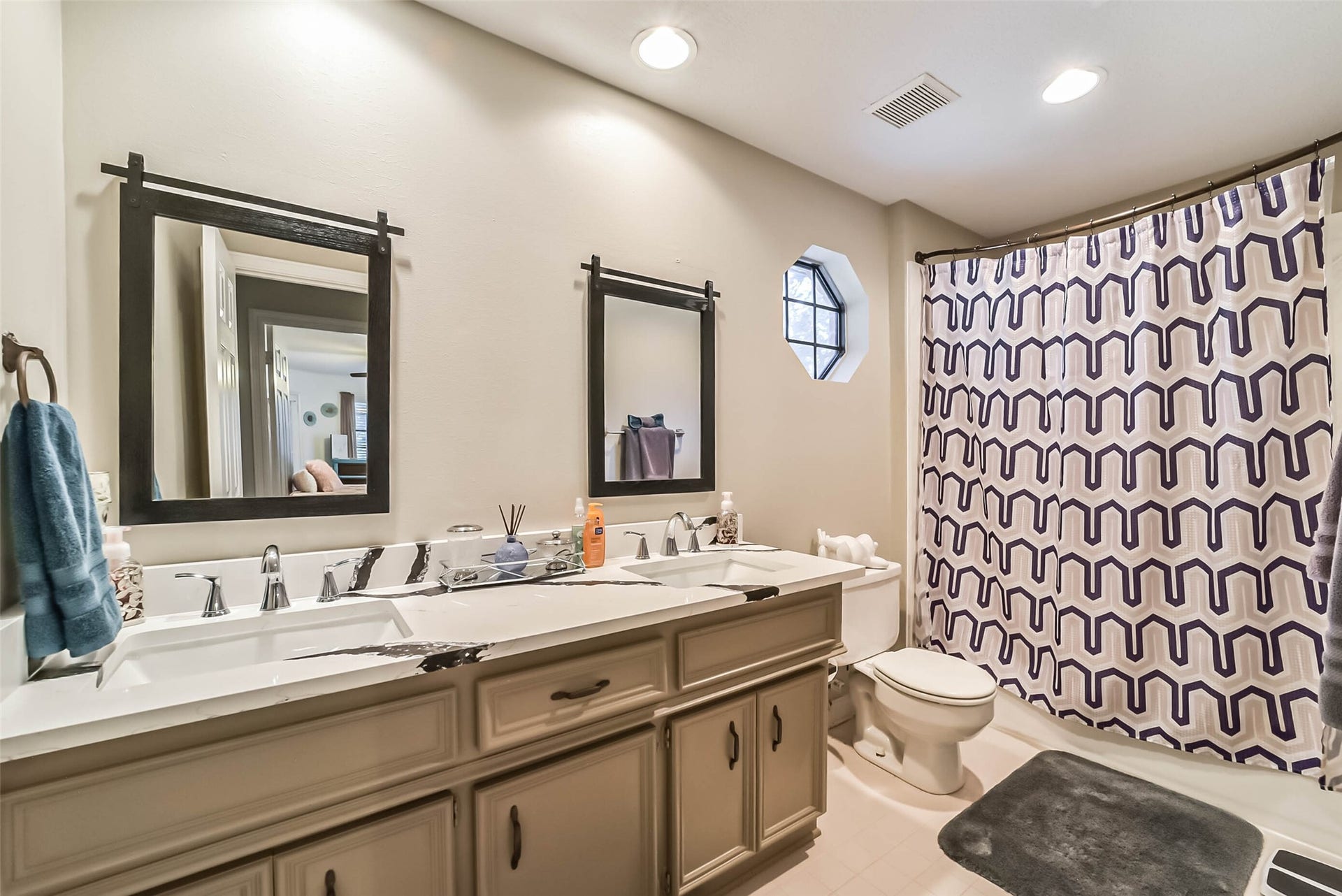 8415 Atascocita Lake Way, Humble, TX 77346 8415 Atascocita Lake Way, Humble, TX 77346