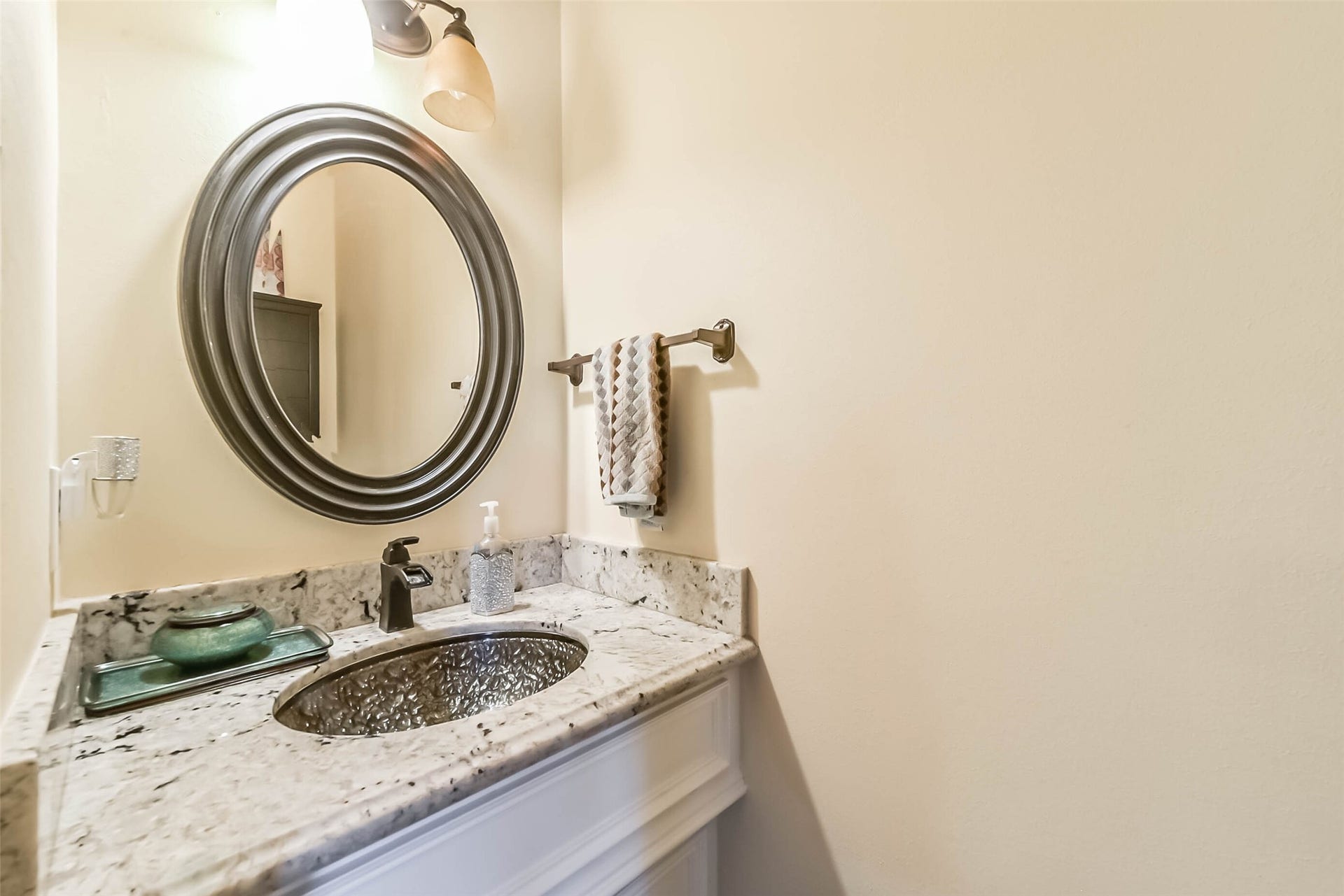 8415 Atascocita Lake Way, Humble, TX 77346 8415 Atascocita Lake Way, Humble, TX 77346