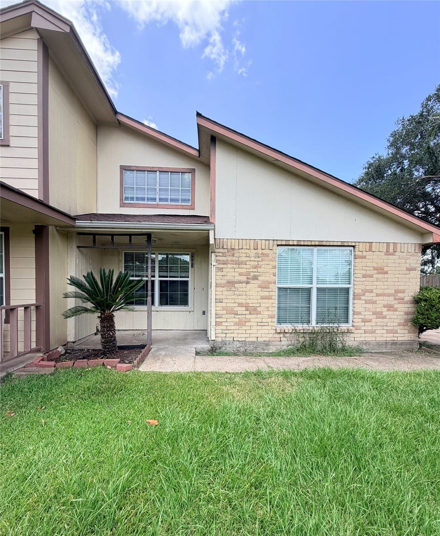 Property photo for 7402 Alegria Drive, Houston, TX