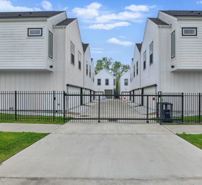 9902 Clark Rd, #B, Houston, TX 77076 9902 Clark Rd, #B, Houston, TX 77076