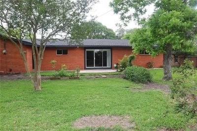 1903 Evergreen Lane, La Marque, TX 77568 1903 Evergreen Lane, La Marque, TX 77568
