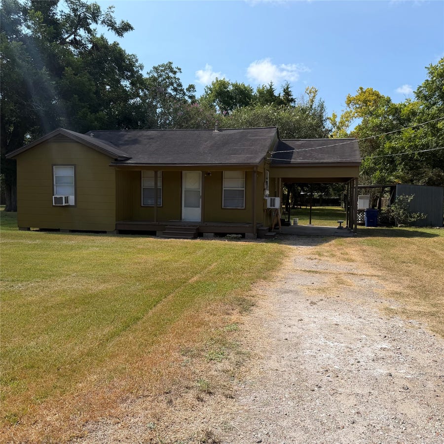 Property photo for 1216 Gifford Lane, Angleton, TX