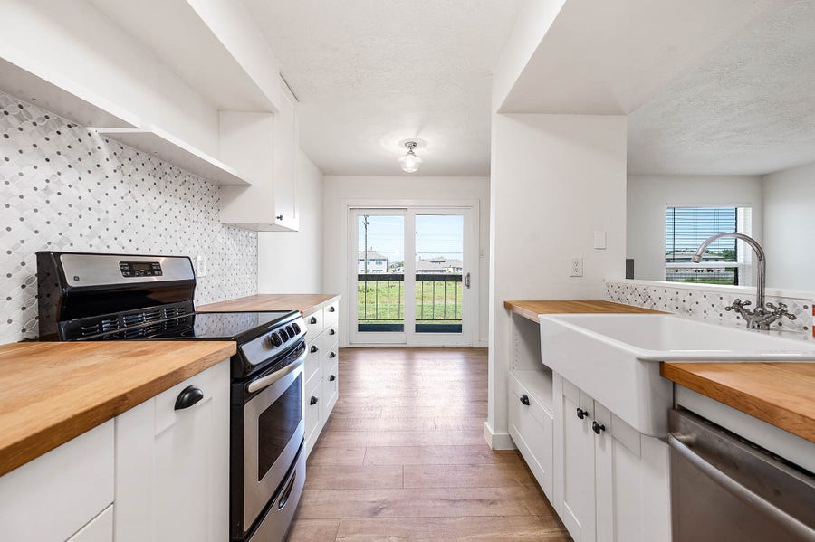 Property photo for 7600 Emmett F Lowry Expressway, #1006, Texas City, TX