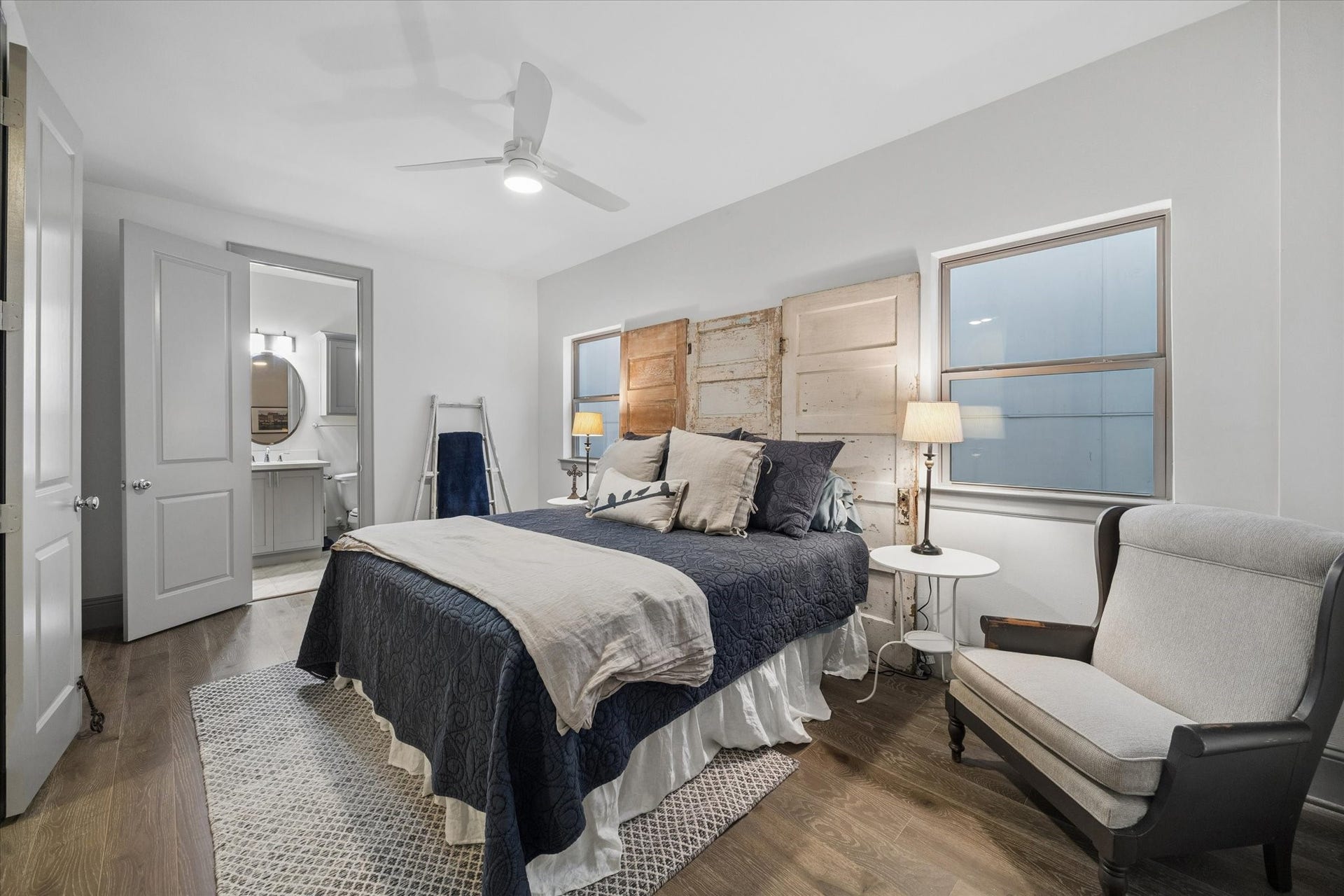 1907 W 25th Street, Houston, TX 77008 1907 W 25th Street, Houston, TX 77008