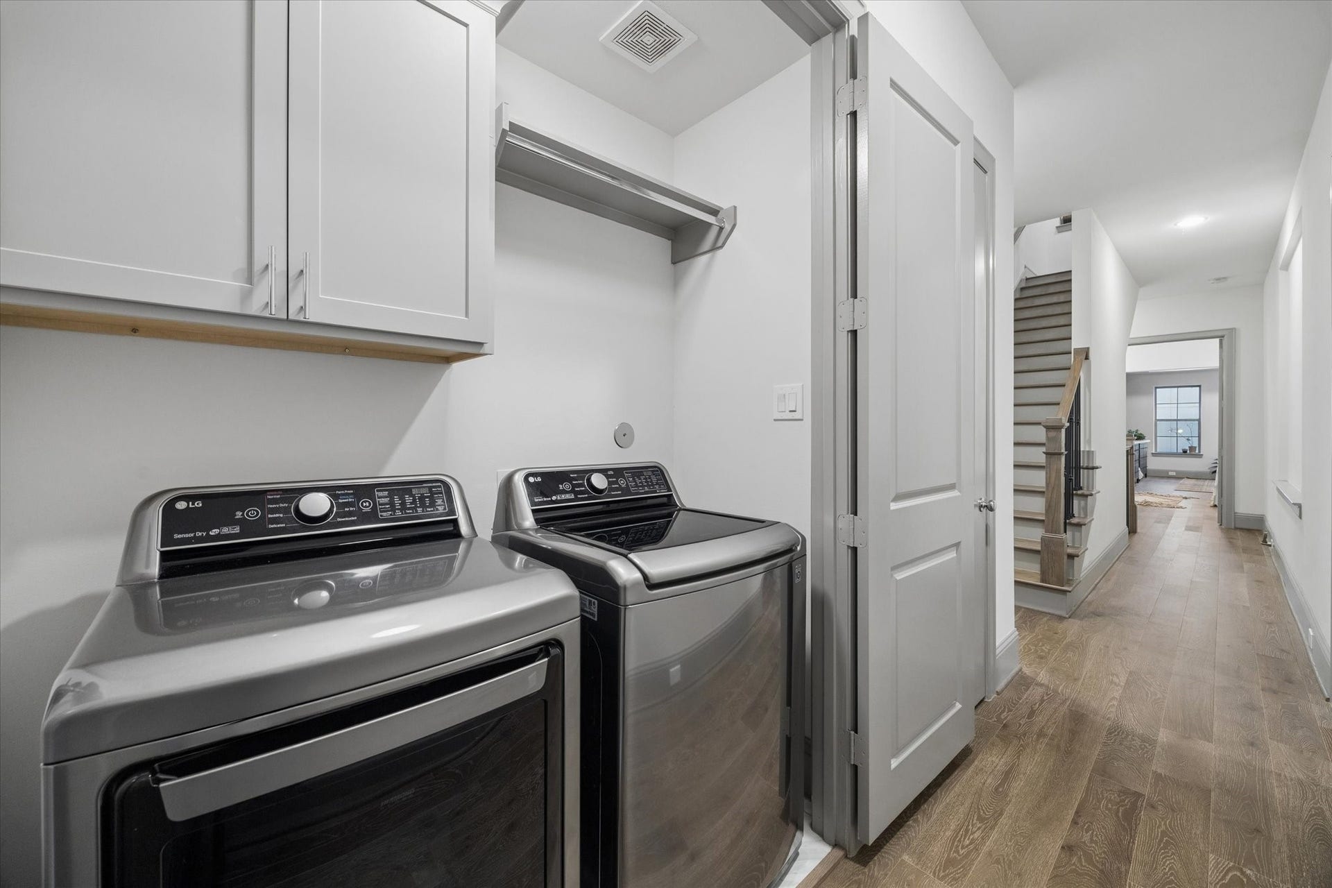 1907 W 25th Street, Houston, TX 77008 1907 W 25th Street, Houston, TX 77008