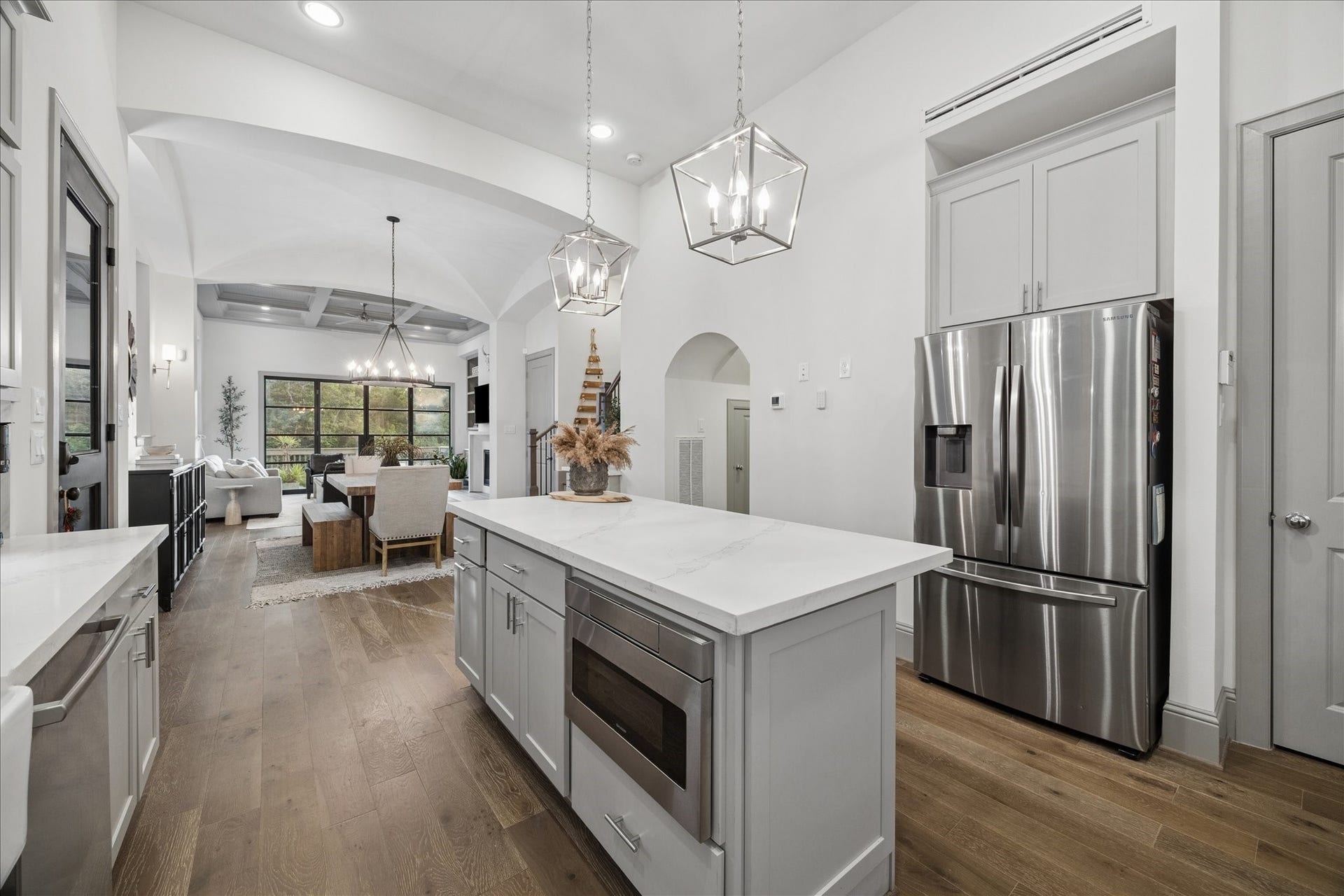 1907 W 25th Street, Houston, TX 77008 1907 W 25th Street, Houston, TX 77008