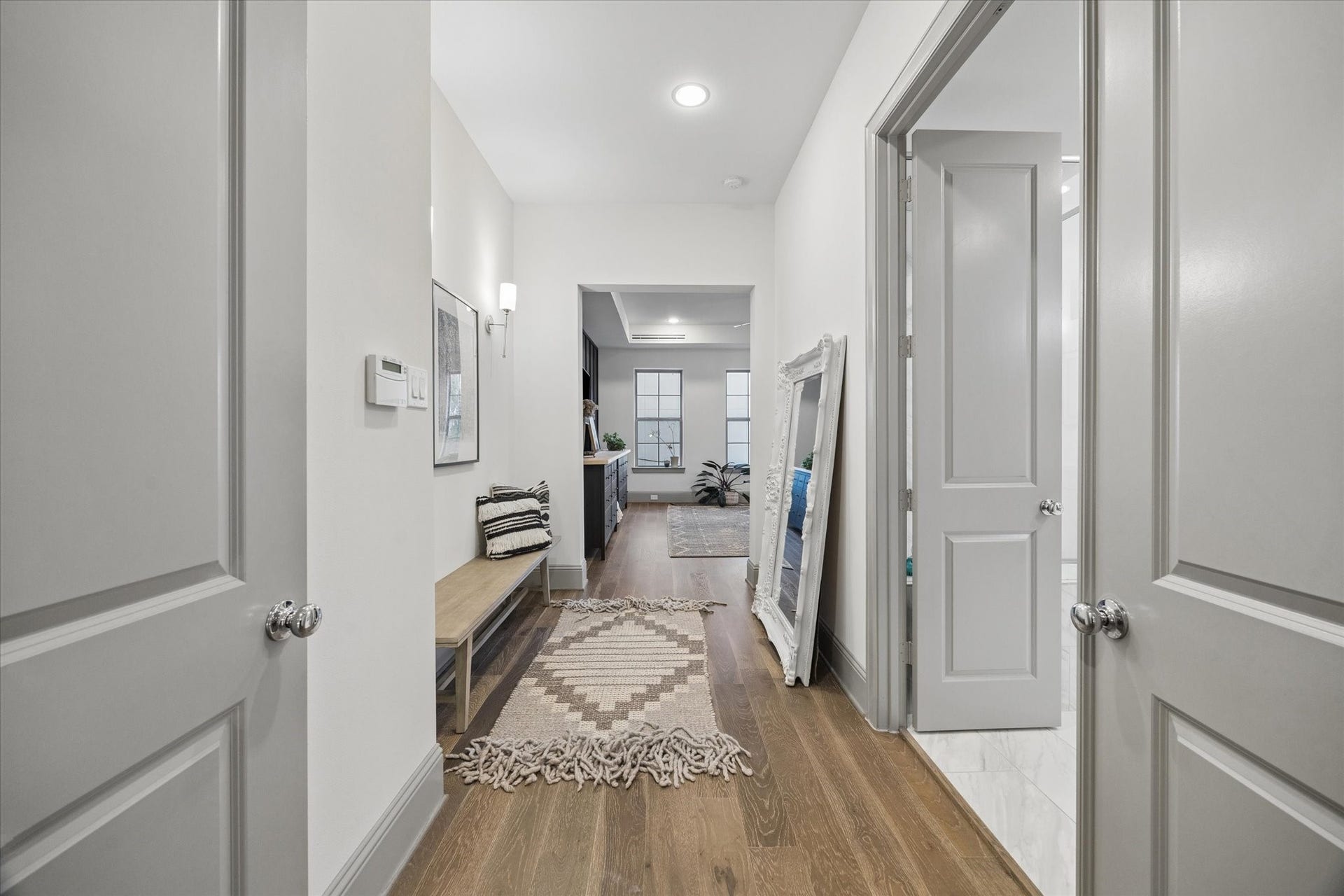 1907 W 25th Street, Houston, TX 77008 1907 W 25th Street, Houston, TX 77008