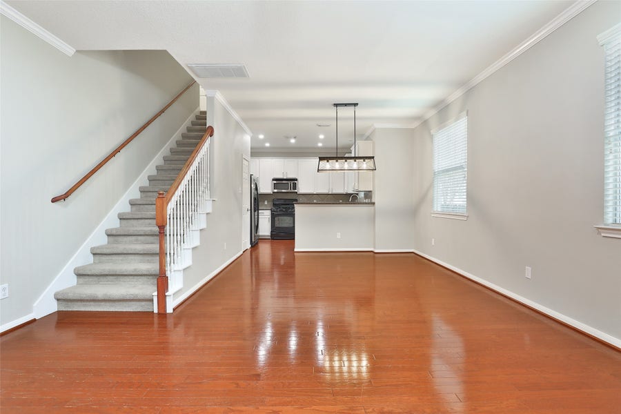 Property photo for 1422 W 24th Street, Houston, TX
