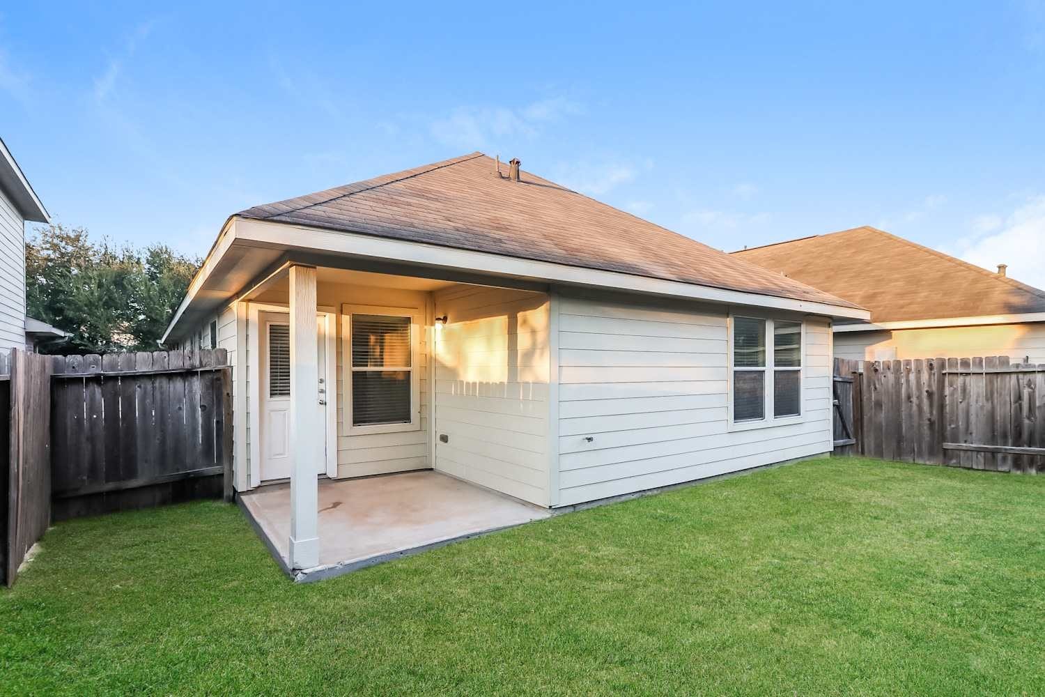18731 Dennington Drive, Katy, TX 77449 18731 Dennington Drive, Katy, TX 77449