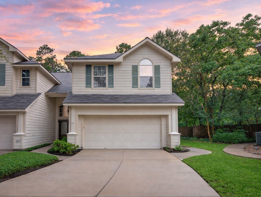 Property photo for 15 Bellisima Court, The Woodlands, TX
