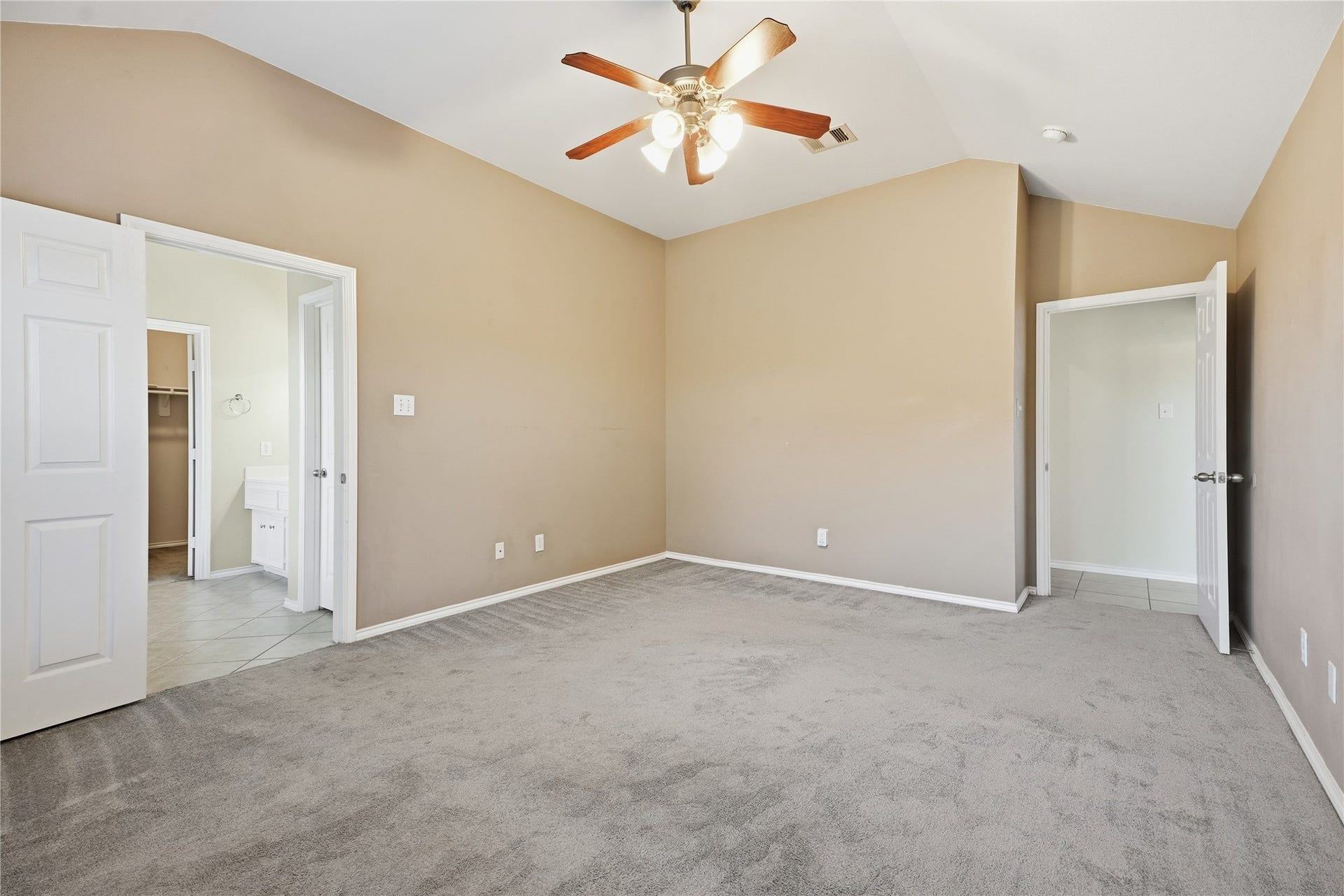 872 Rock Harbor Lane, League City, TX 77573 872 Rock Harbor Lane, League City, TX 77573