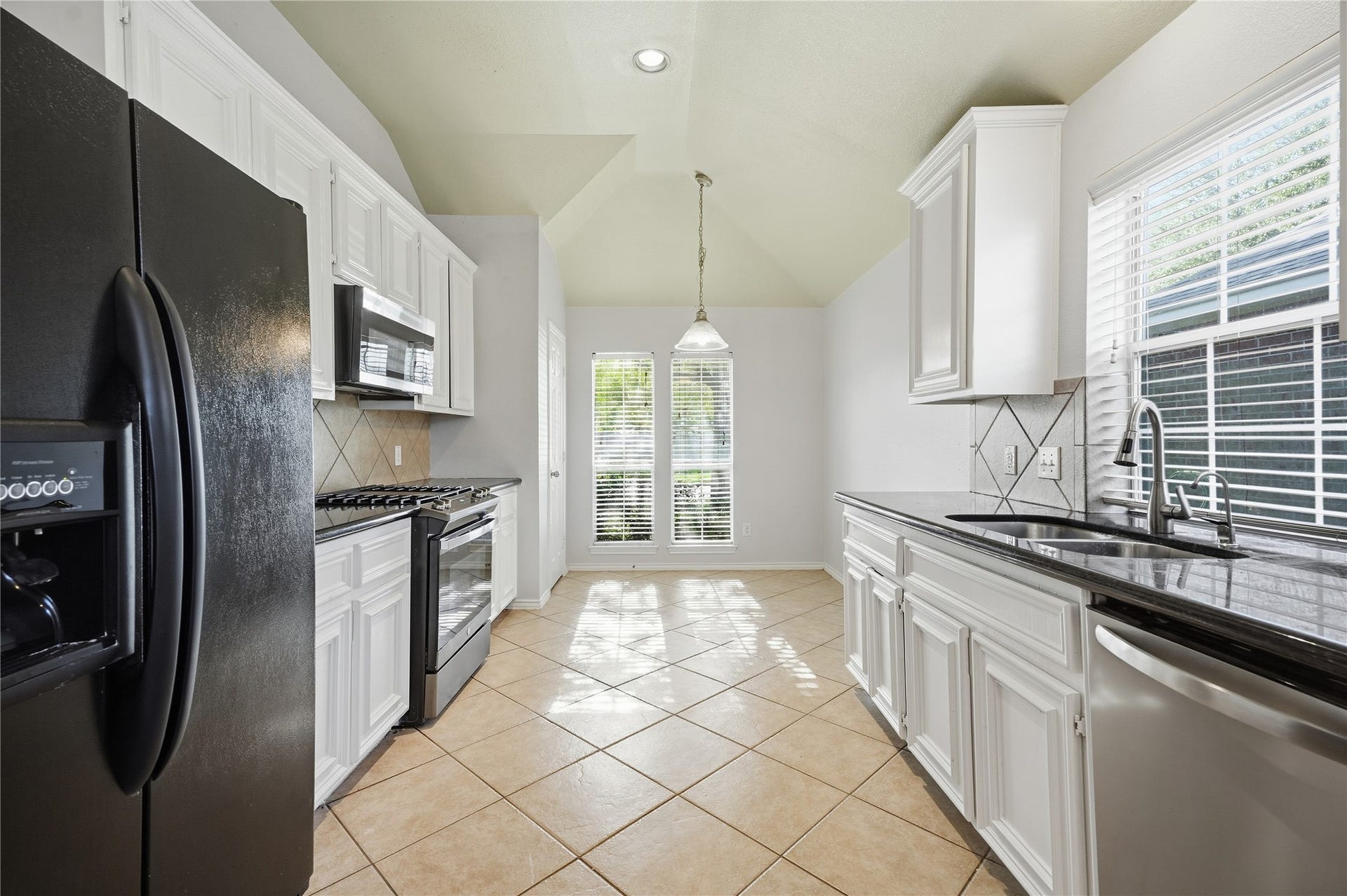 872 Rock Harbor Lane, League City, TX 77573 872 Rock Harbor Lane, League City, TX 77573