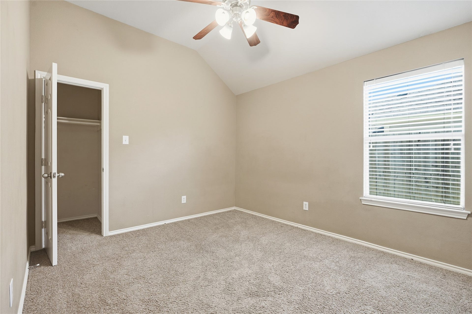 872 Rock Harbor Lane, League City, TX 77573 872 Rock Harbor Lane, League City, TX 77573