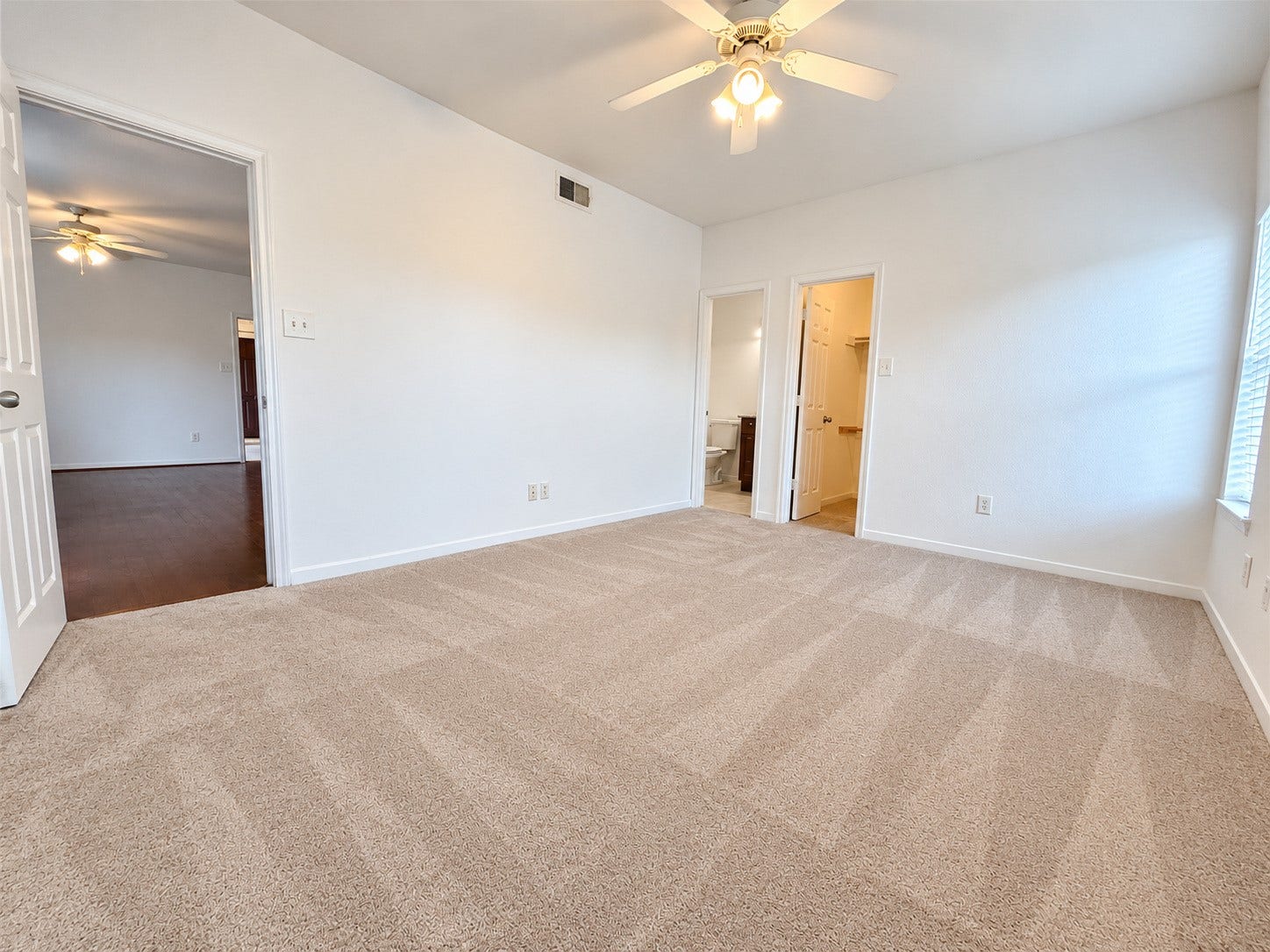 4041 Law Street, #606, Houston, TX 77005