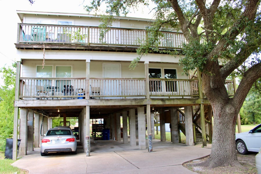 Property photo for 219 W 5th Street, Kemah, TX