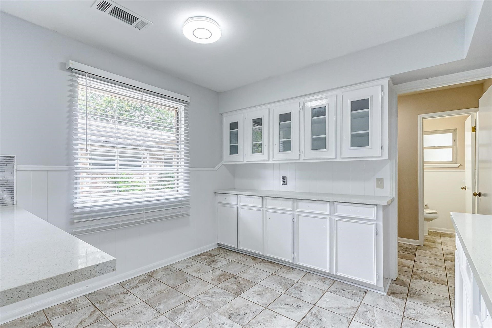122 Camellia Street, Sugar Land, TX 77478 122 Camellia Street, Sugar Land, TX 77478
