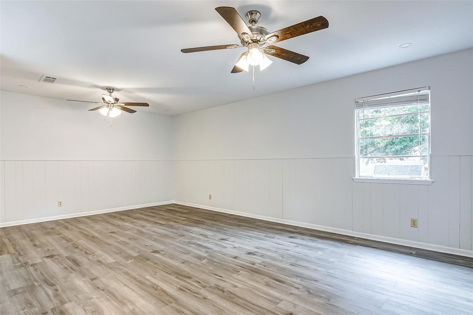122 Camellia Street, Sugar Land, TX 77478 122 Camellia Street, Sugar Land, TX 77478