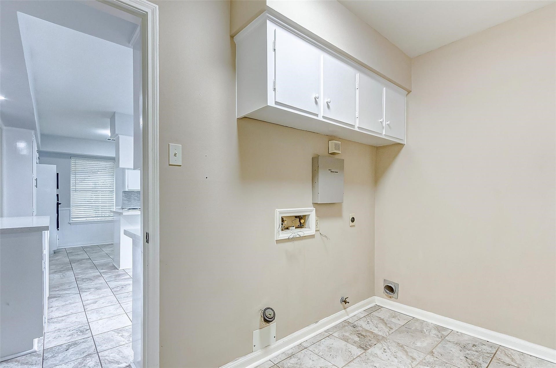122 Camellia Street, Sugar Land, TX 77478 122 Camellia Street, Sugar Land, TX 77478