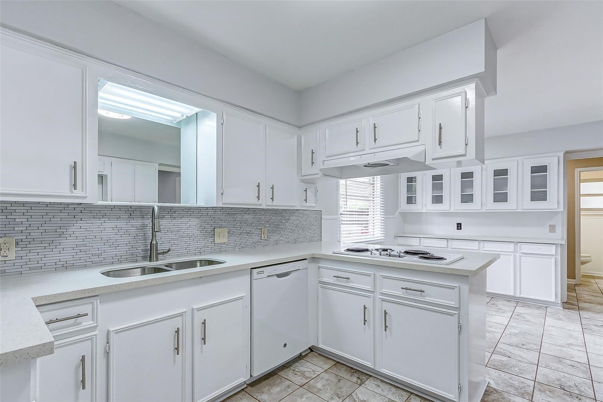 122 Camellia Street, Sugar Land, TX 77478 122 Camellia Street, Sugar Land, TX 77478