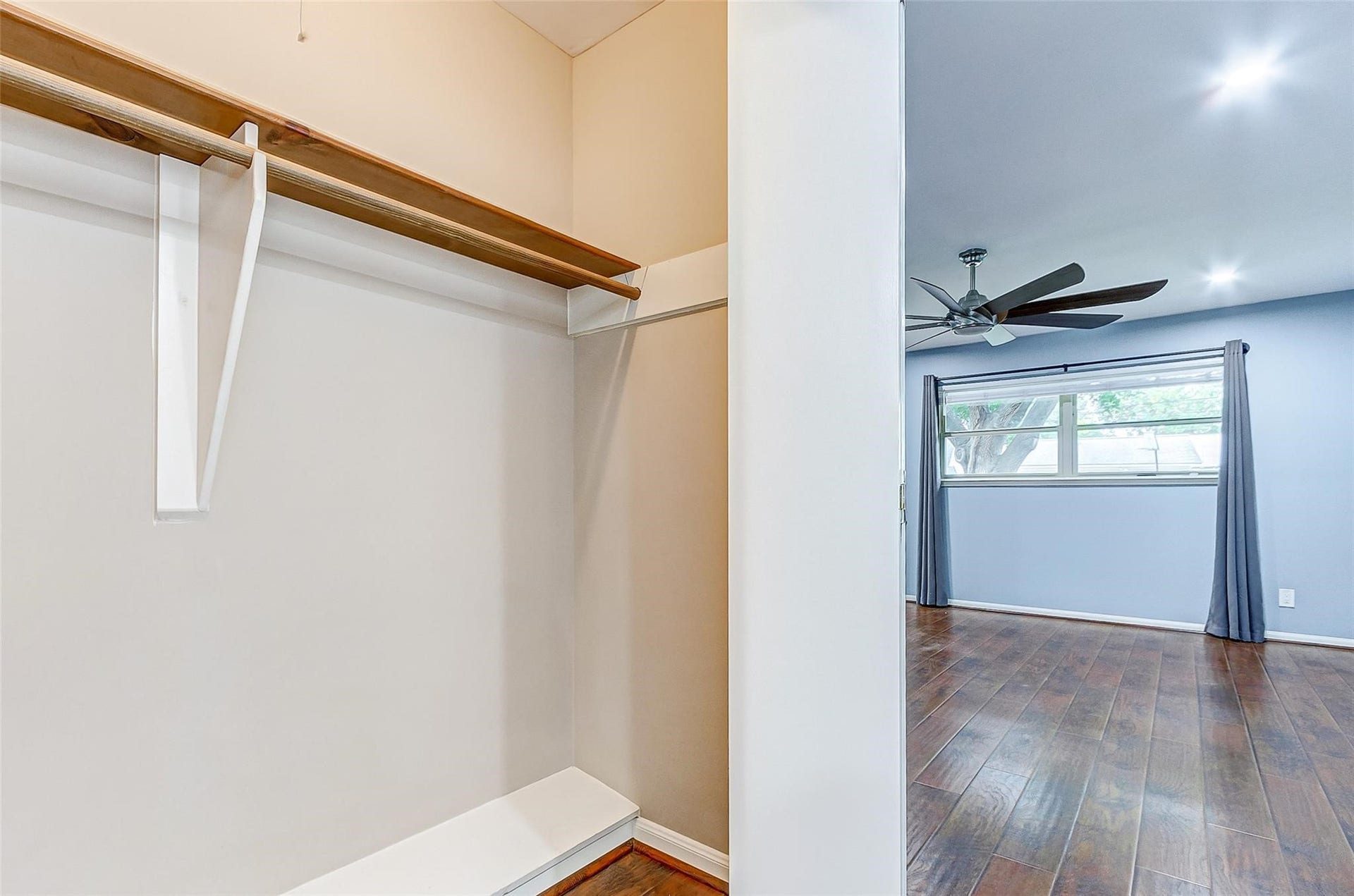 122 Camellia Street, Sugar Land, TX 77478 122 Camellia Street, Sugar Land, TX 77478