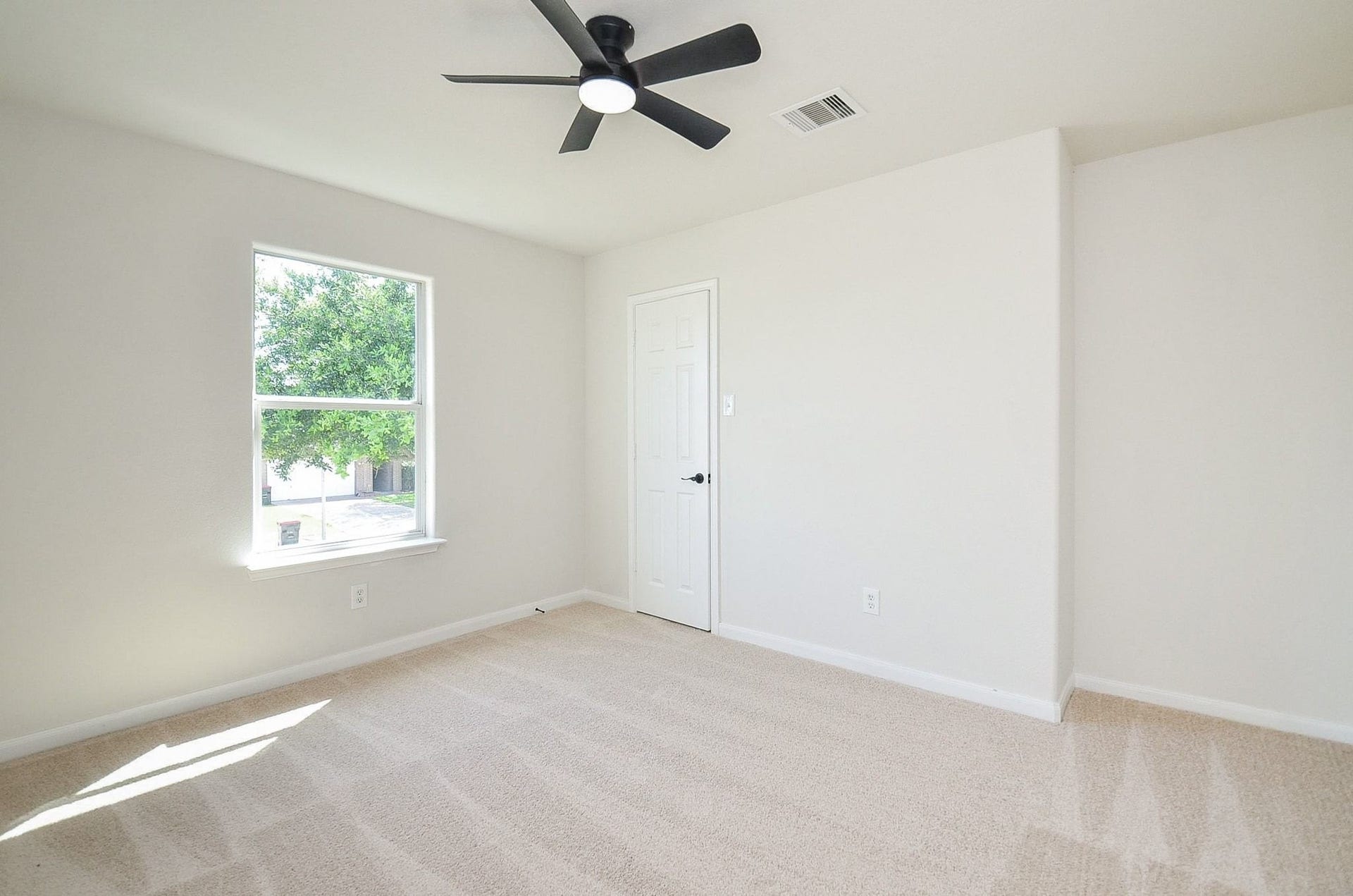 3906 Hollow Cove Lane, Richmond, TX 77469 3906 Hollow Cove Lane, Richmond, TX 77469