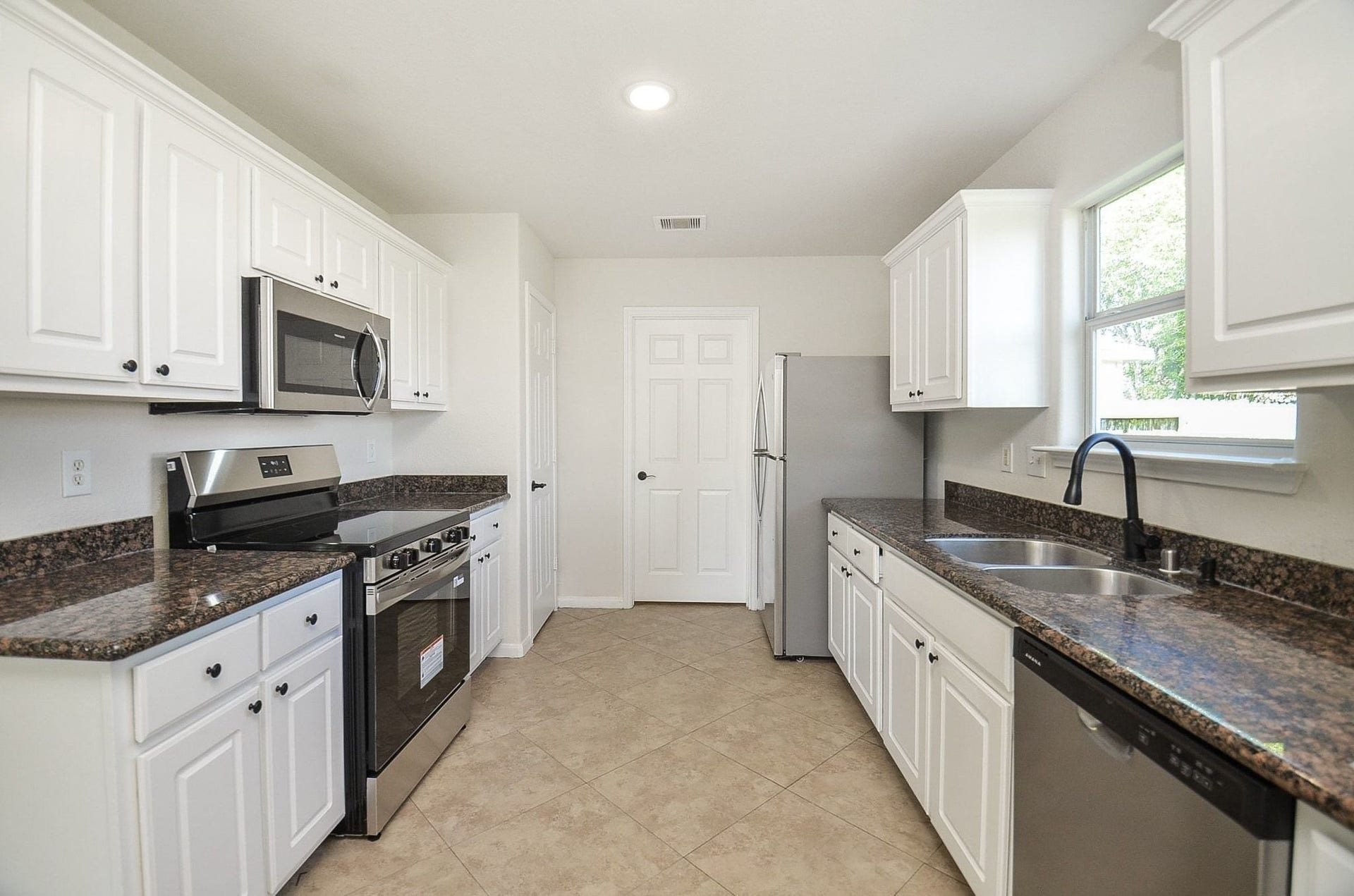 3906 Hollow Cove Lane, Richmond, TX 77469 3906 Hollow Cove Lane, Richmond, TX 77469